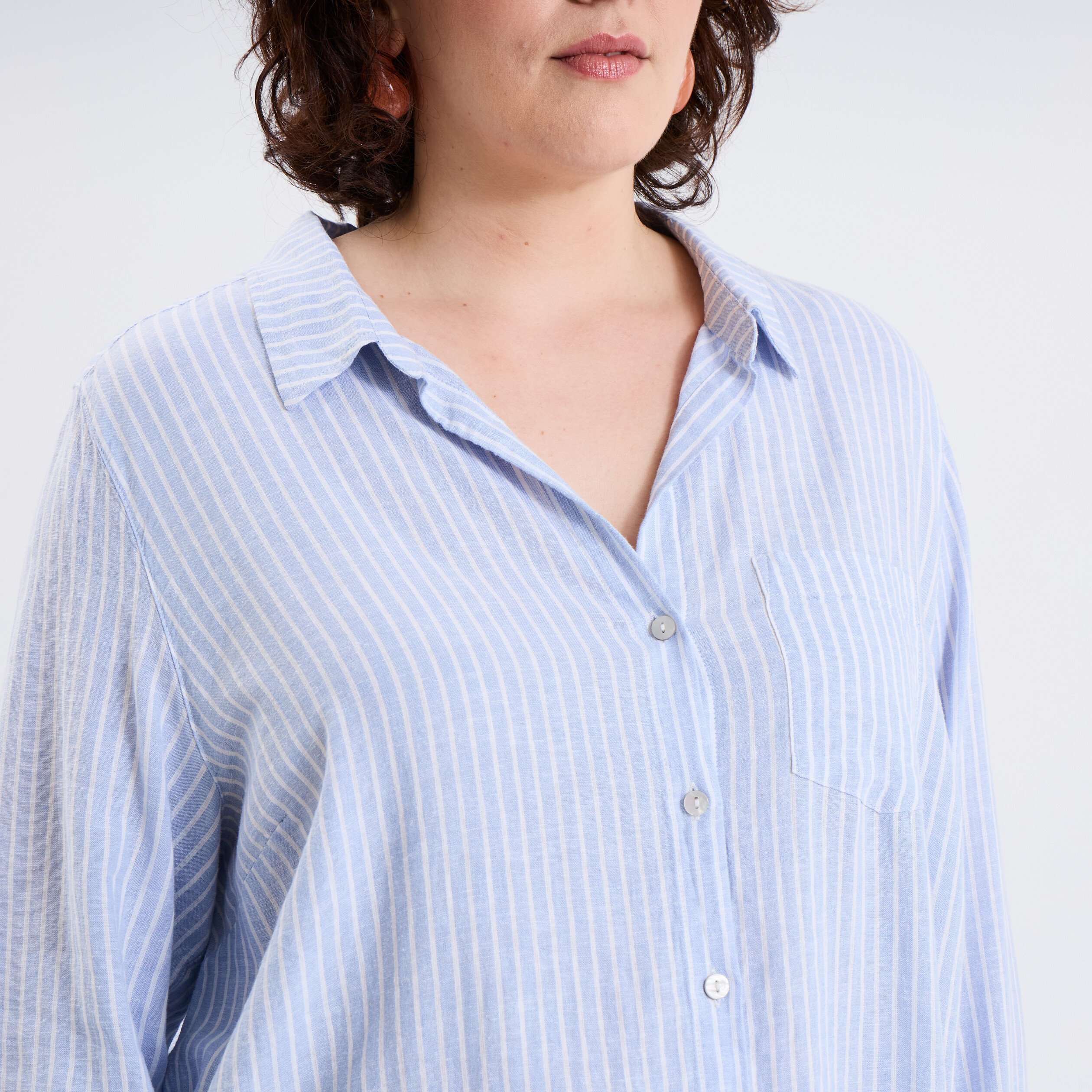 chemise oversize lin melange bleu lavande femmegt Chemise oversize lin mélangé bleu lavande femme grande taille
