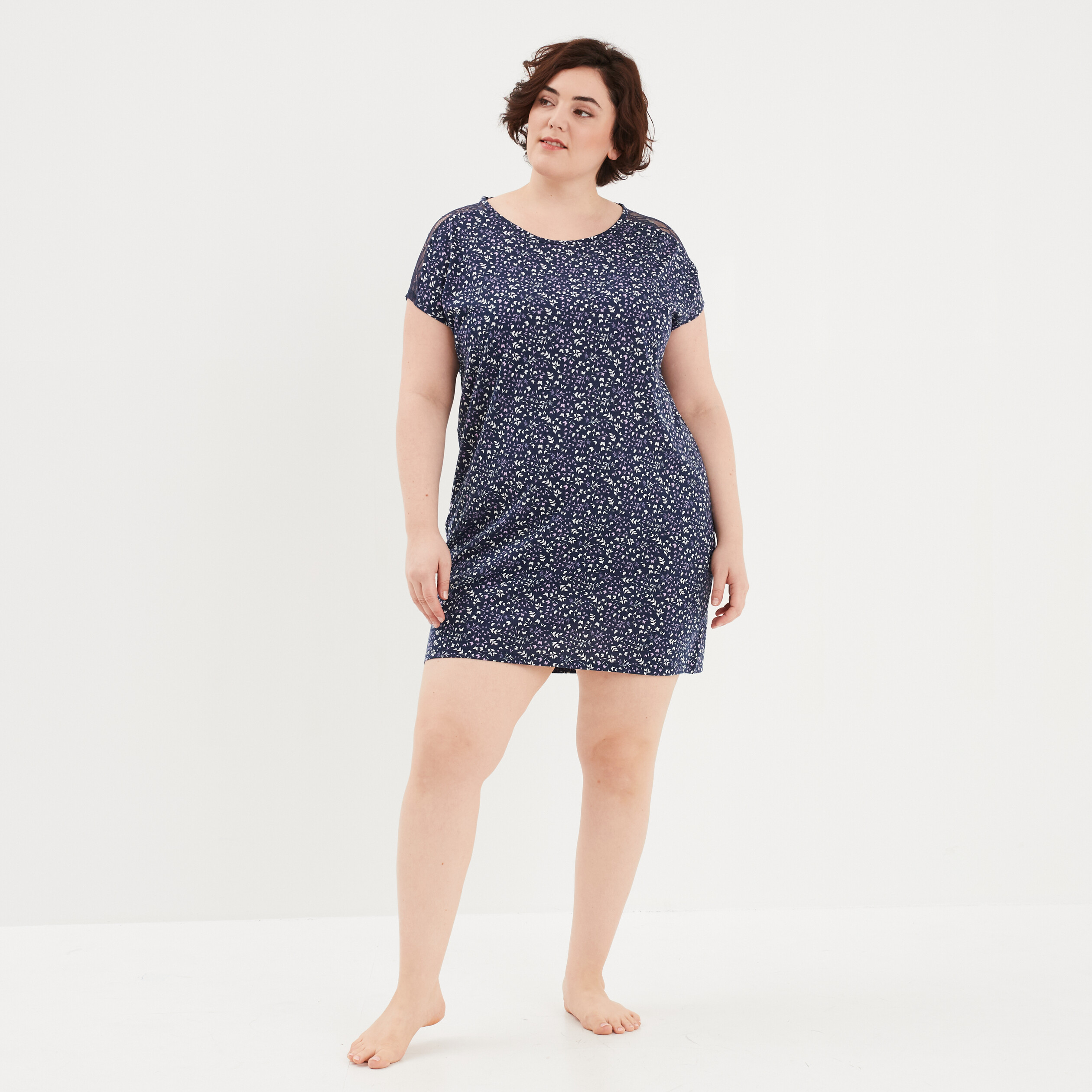 Chemise de nuit grande taille femme sale