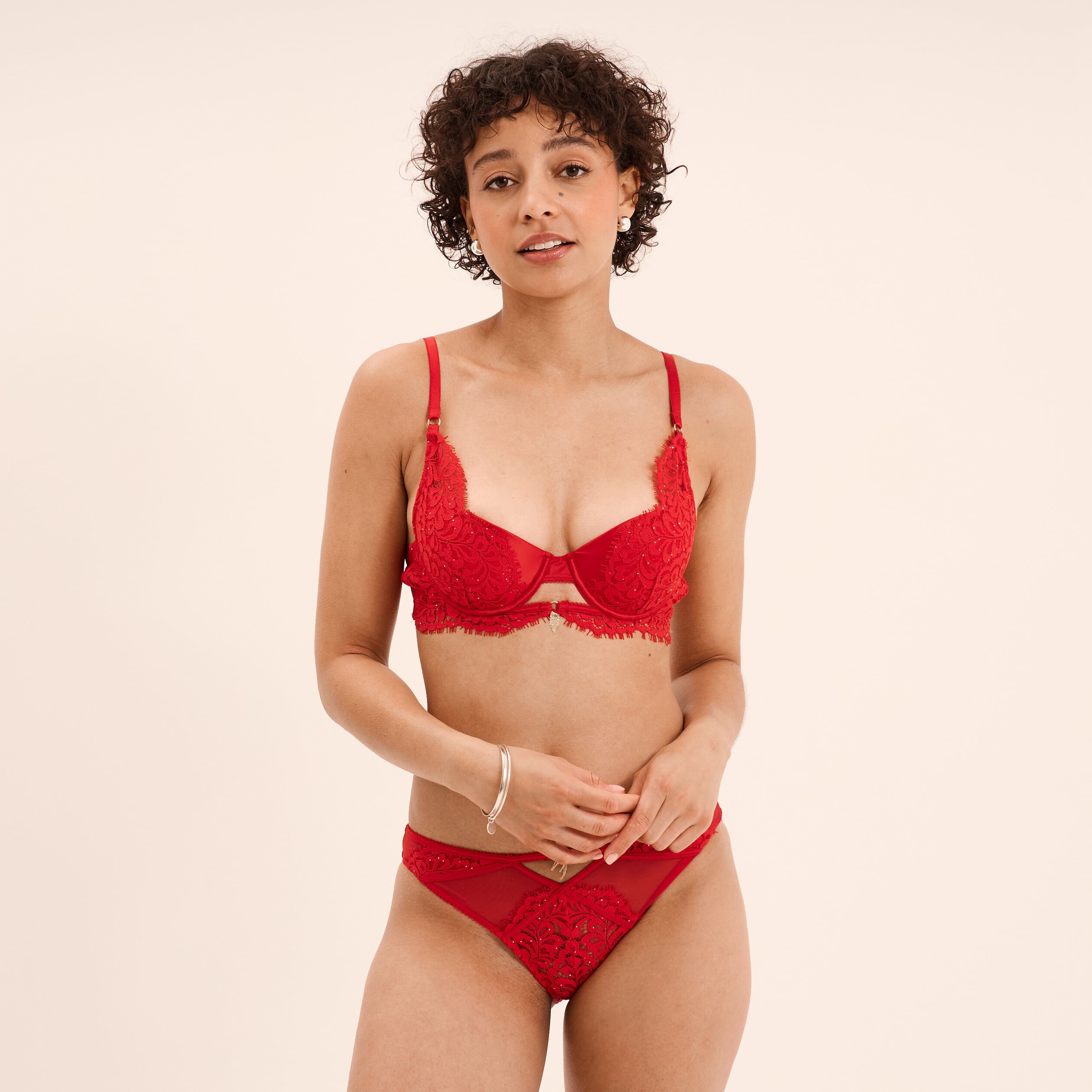 Culotte dentelle avec strass rouge femme