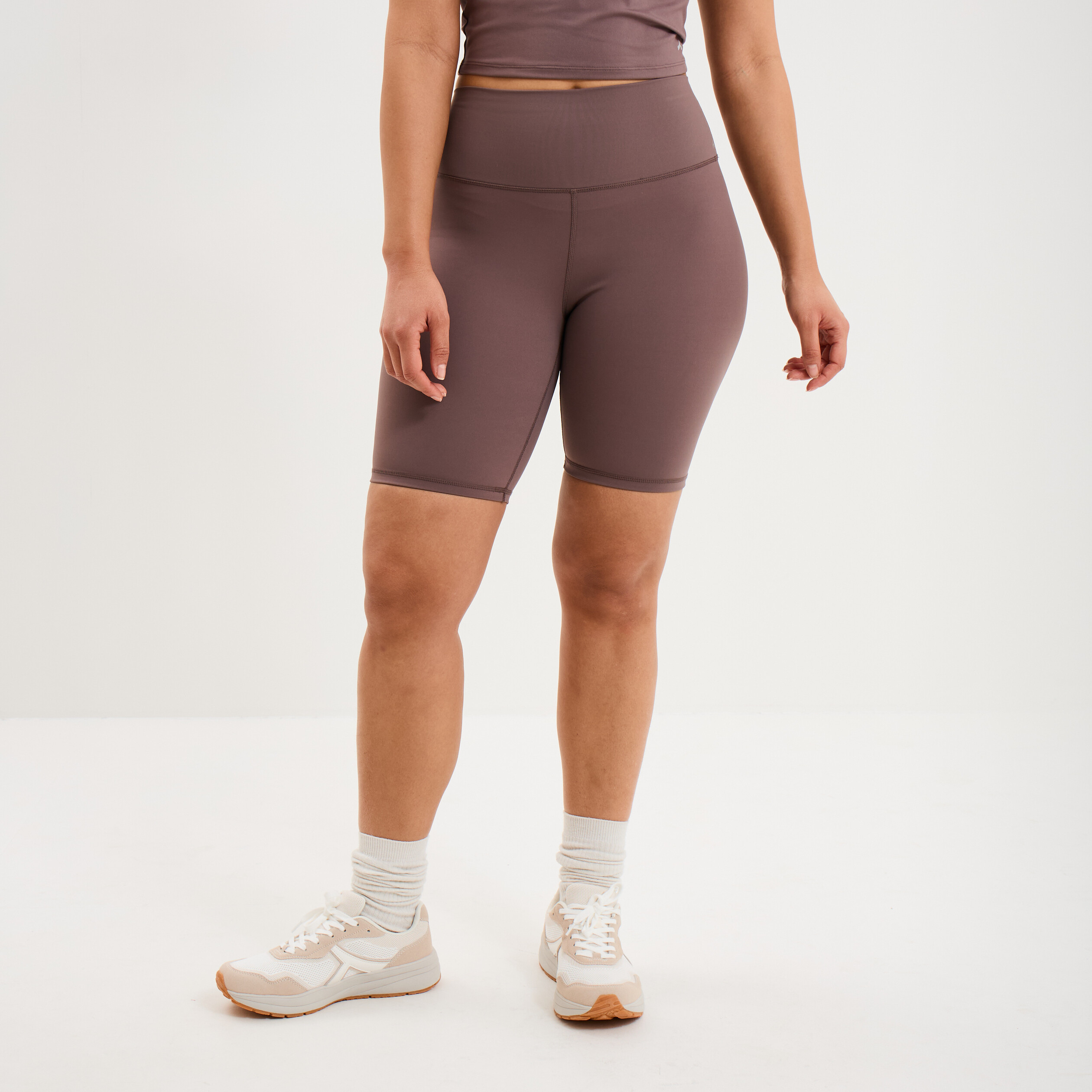 Short cycliste de sport taille haute mauve femme