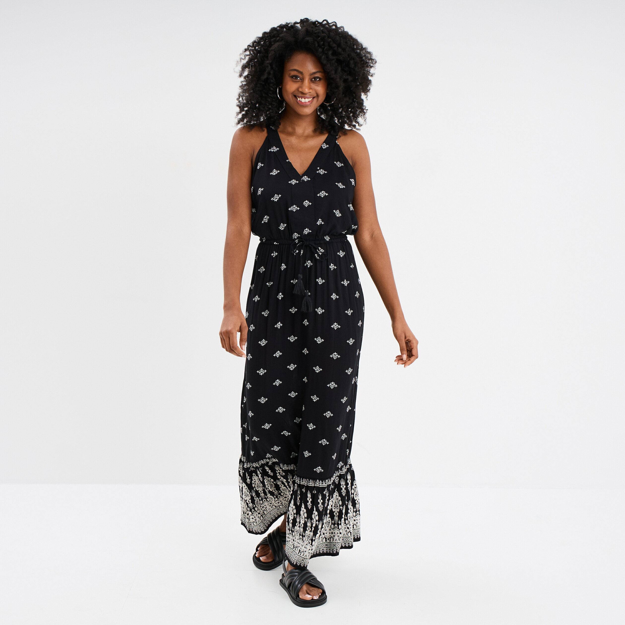 robe midi evasee sans manches noir femme Robe midi évasée sans manches noir femme