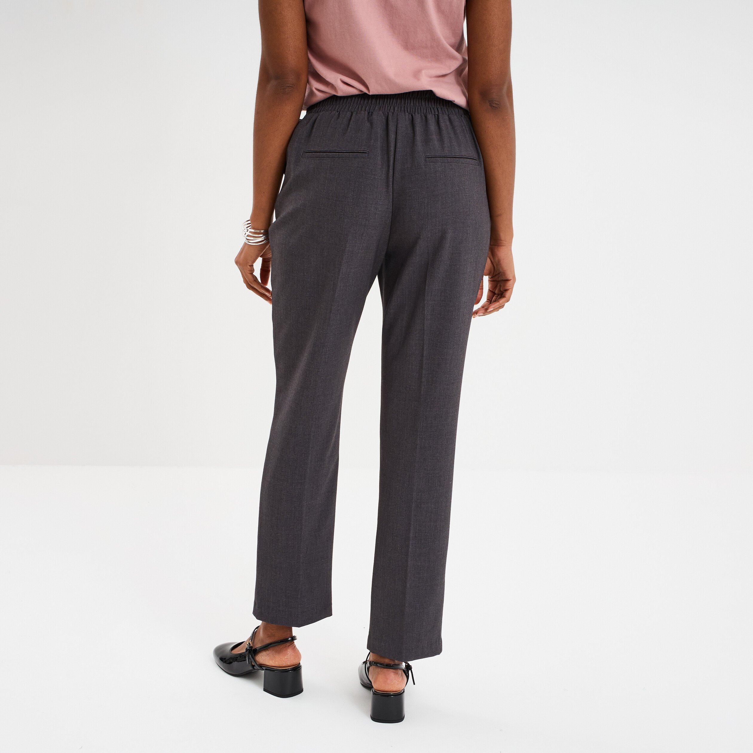 pantalon de jogging chino gris fonce femme Pantalon de jogging chino gris foncé femme