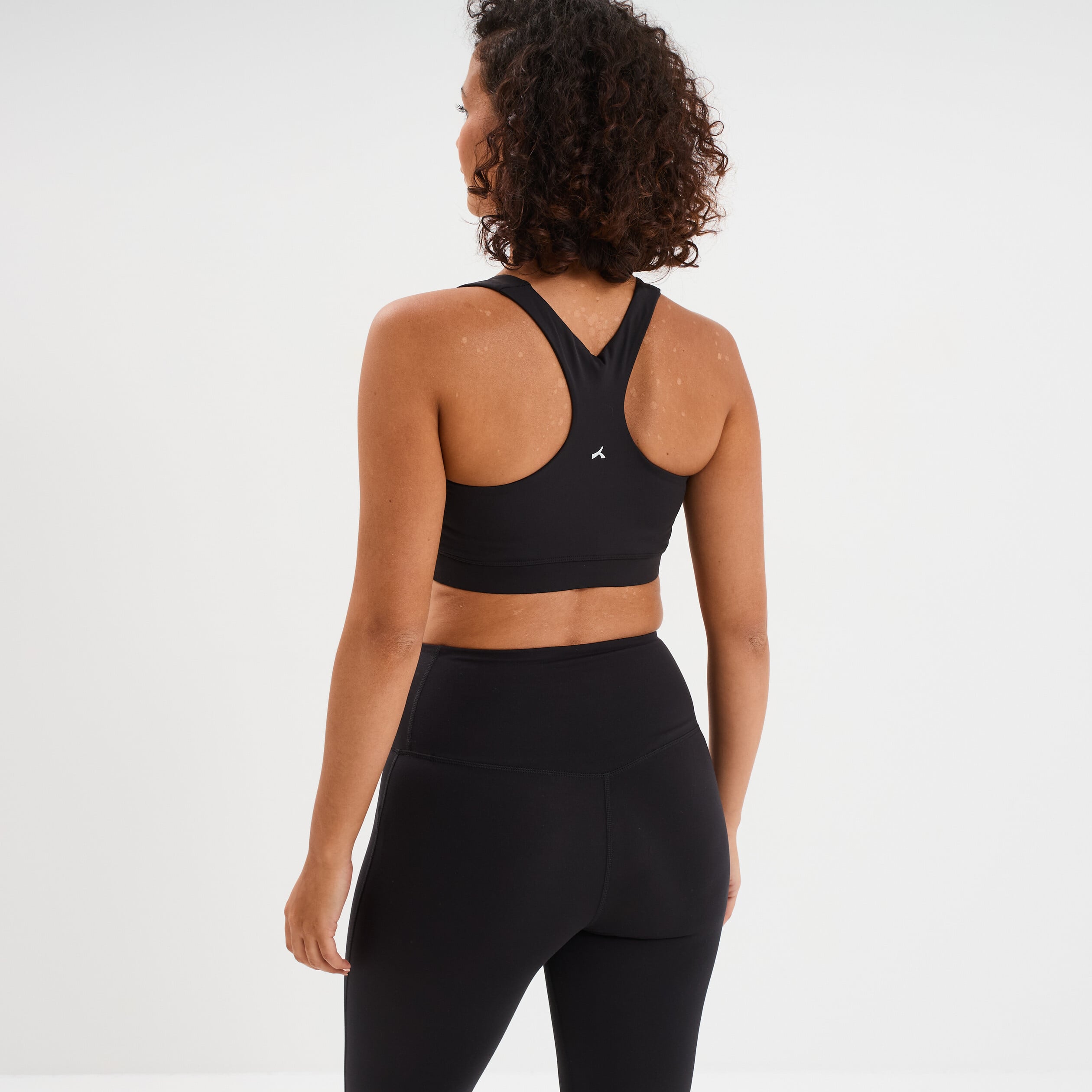 Brassi&egrave;re de sport dos nageur noir femme