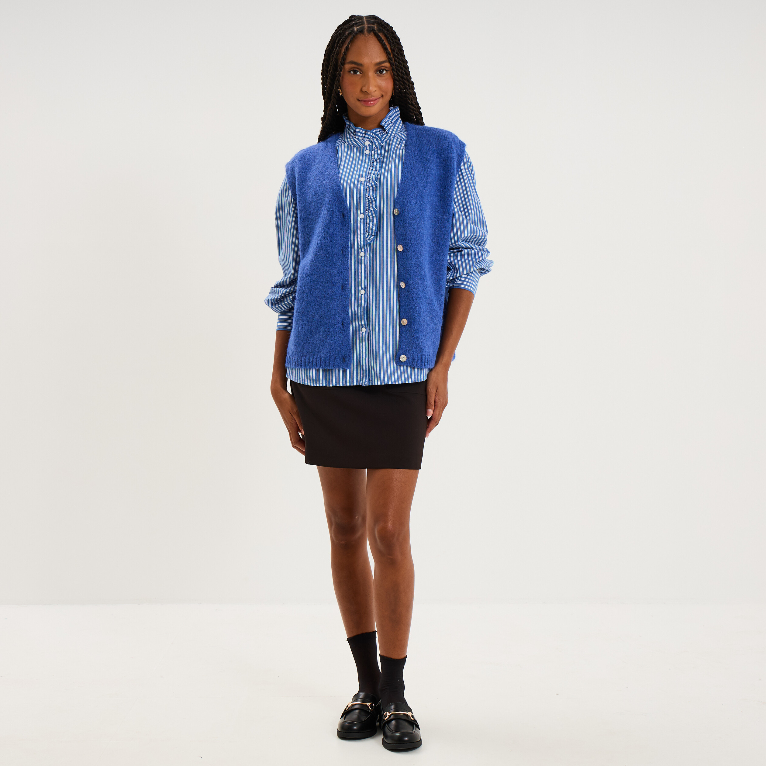Blouse col montant &agrave; volants coton bleu femme
