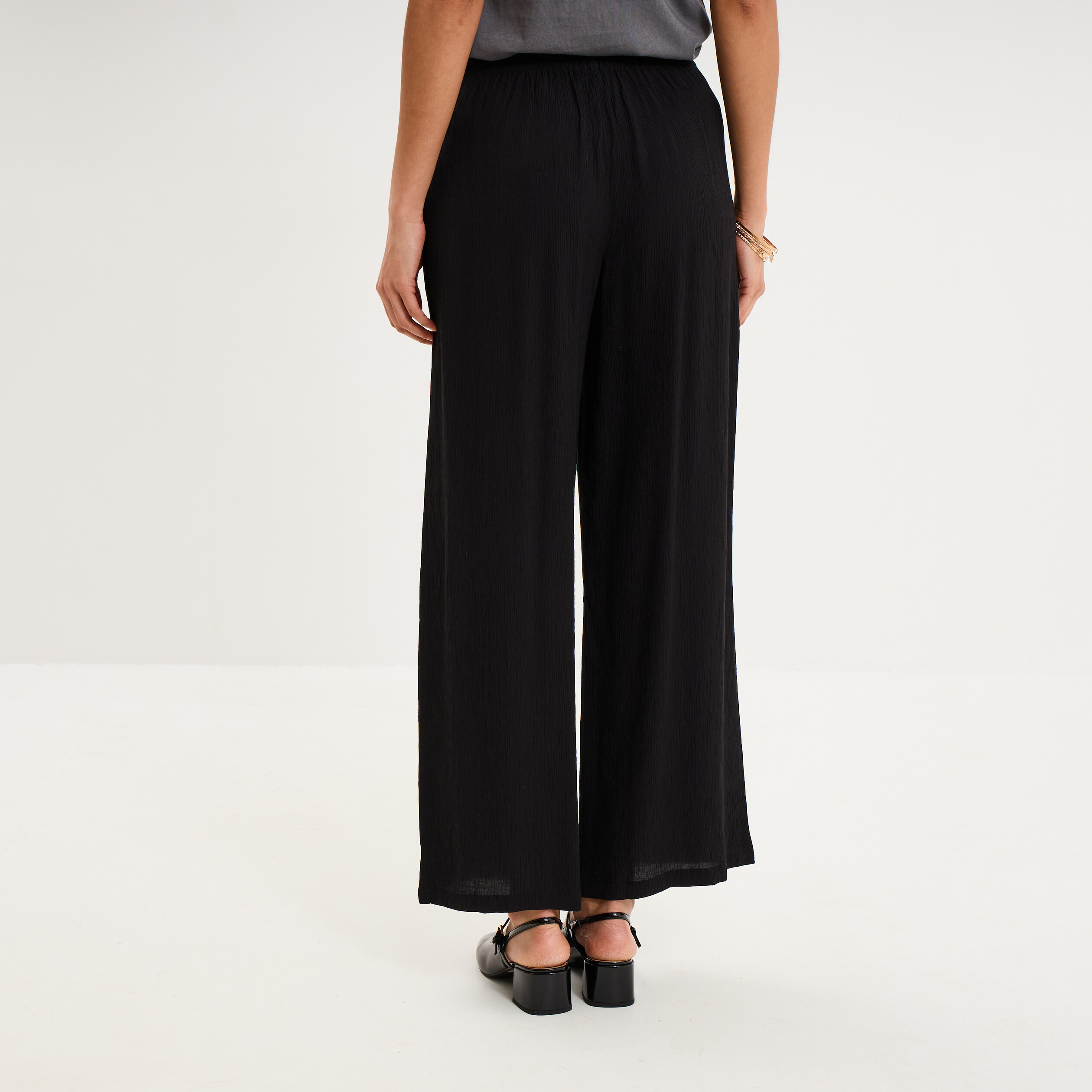 Pantalon effet cr&ecirc;pe taille &eacute;lastiqu&eacute;e noir femme