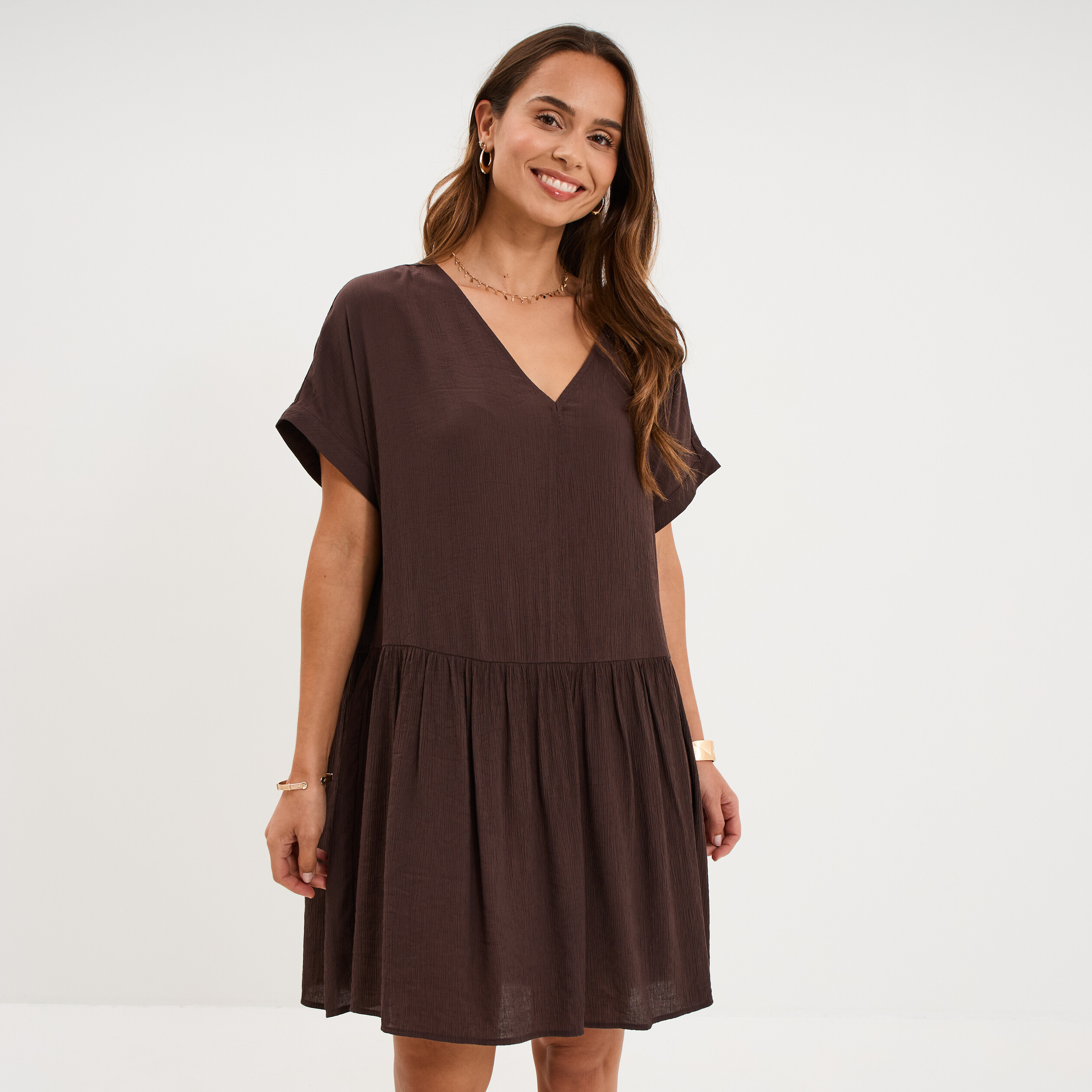 Robe courte fluide manches courtes marron fonc&eacute; femme