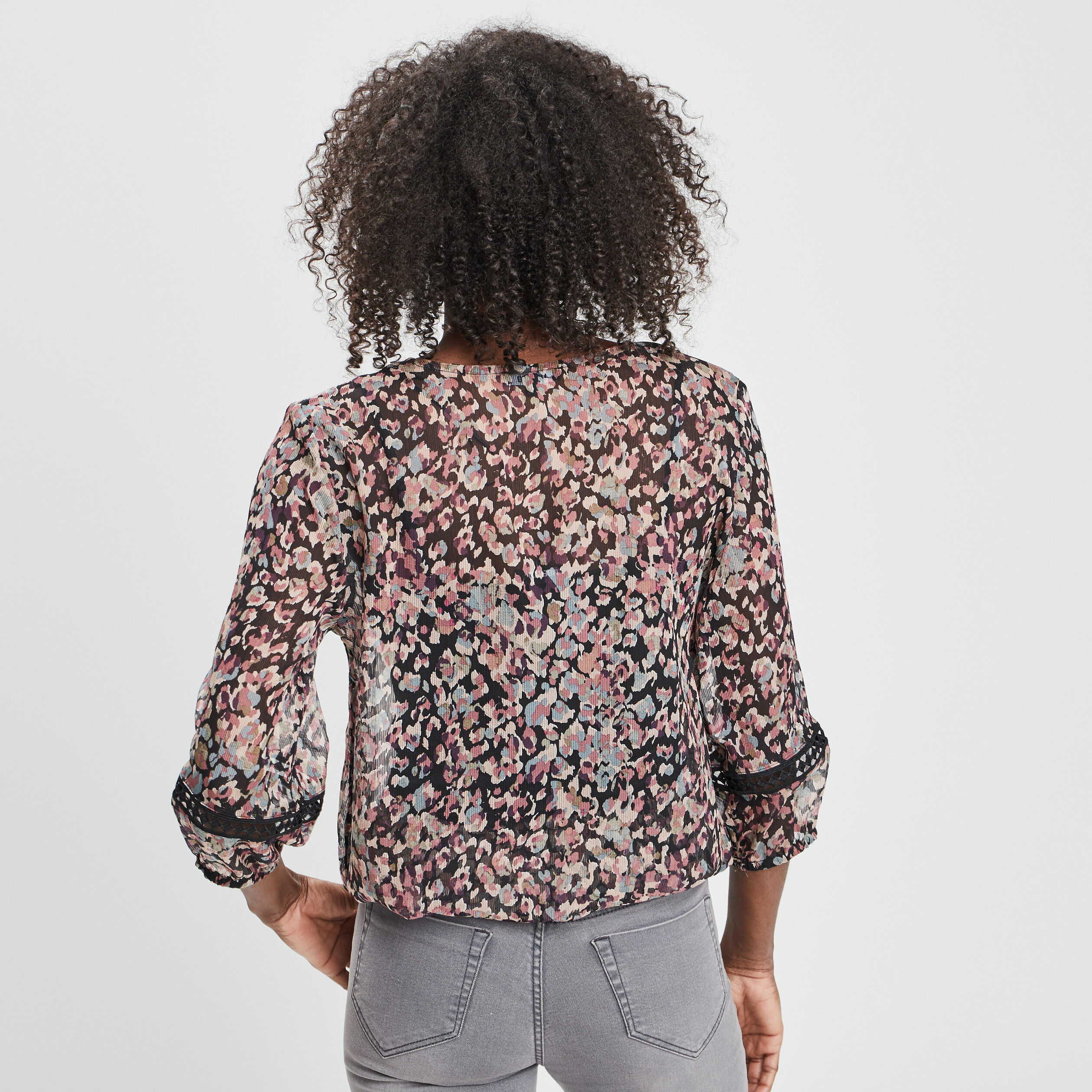 blouse manches 34 detail lacage noir femme Blouse manches 3/4 détail laçage noir femme