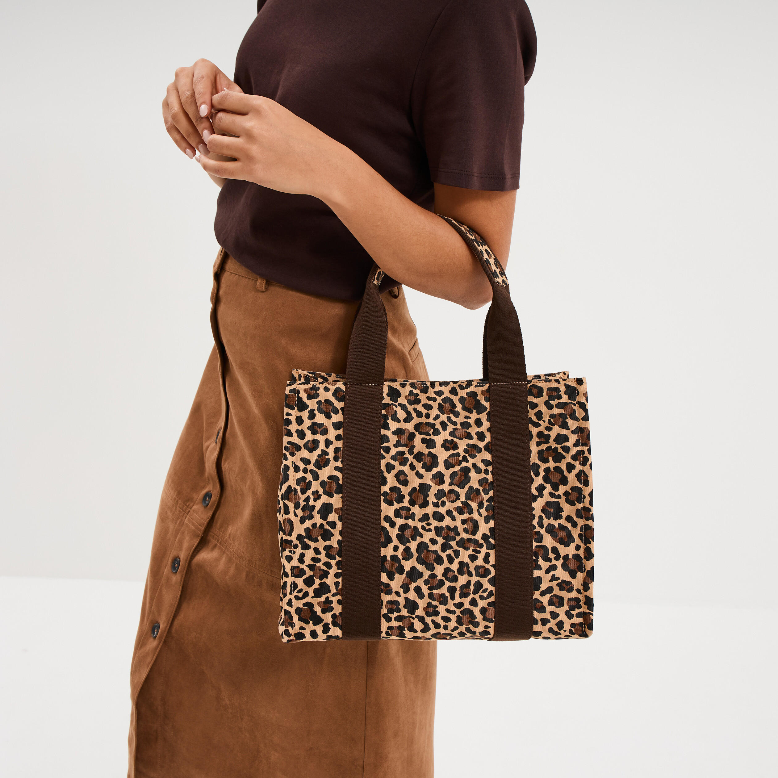 Sac &agrave; main avec bandouli&egrave;re sable femme