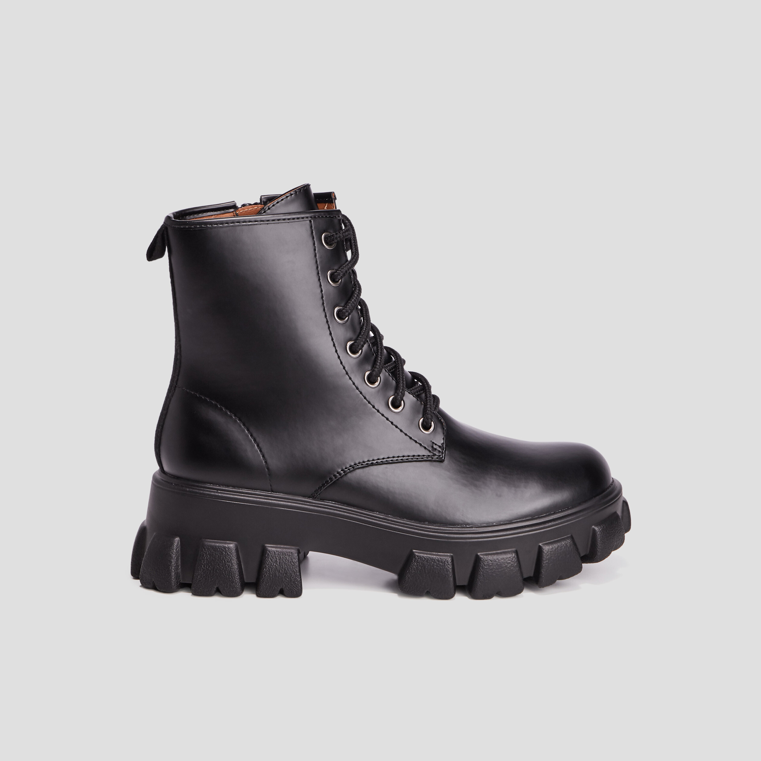 bottines crantees noir femme Bottines crantées noir femme