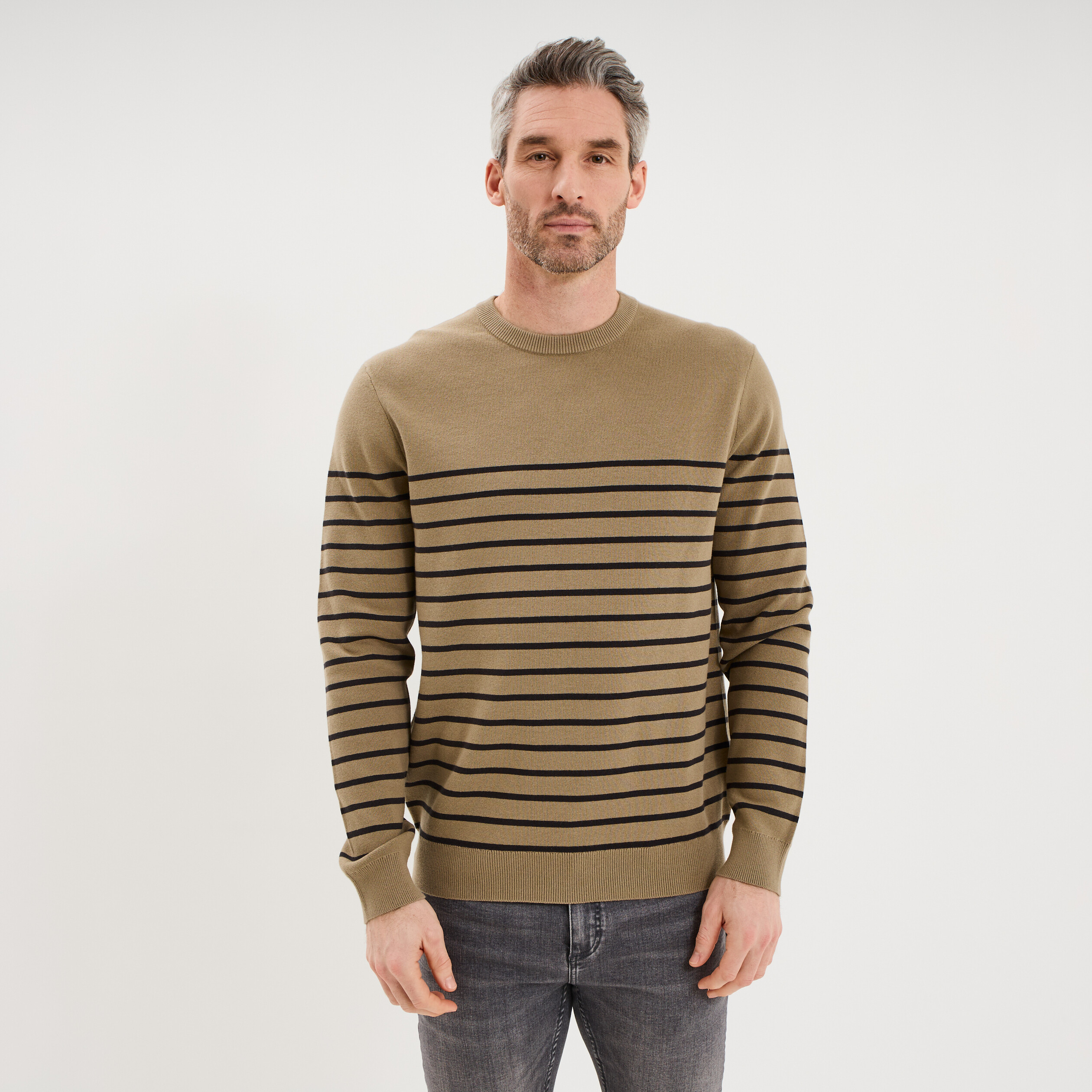 Pull col rond manches longues taupe homme