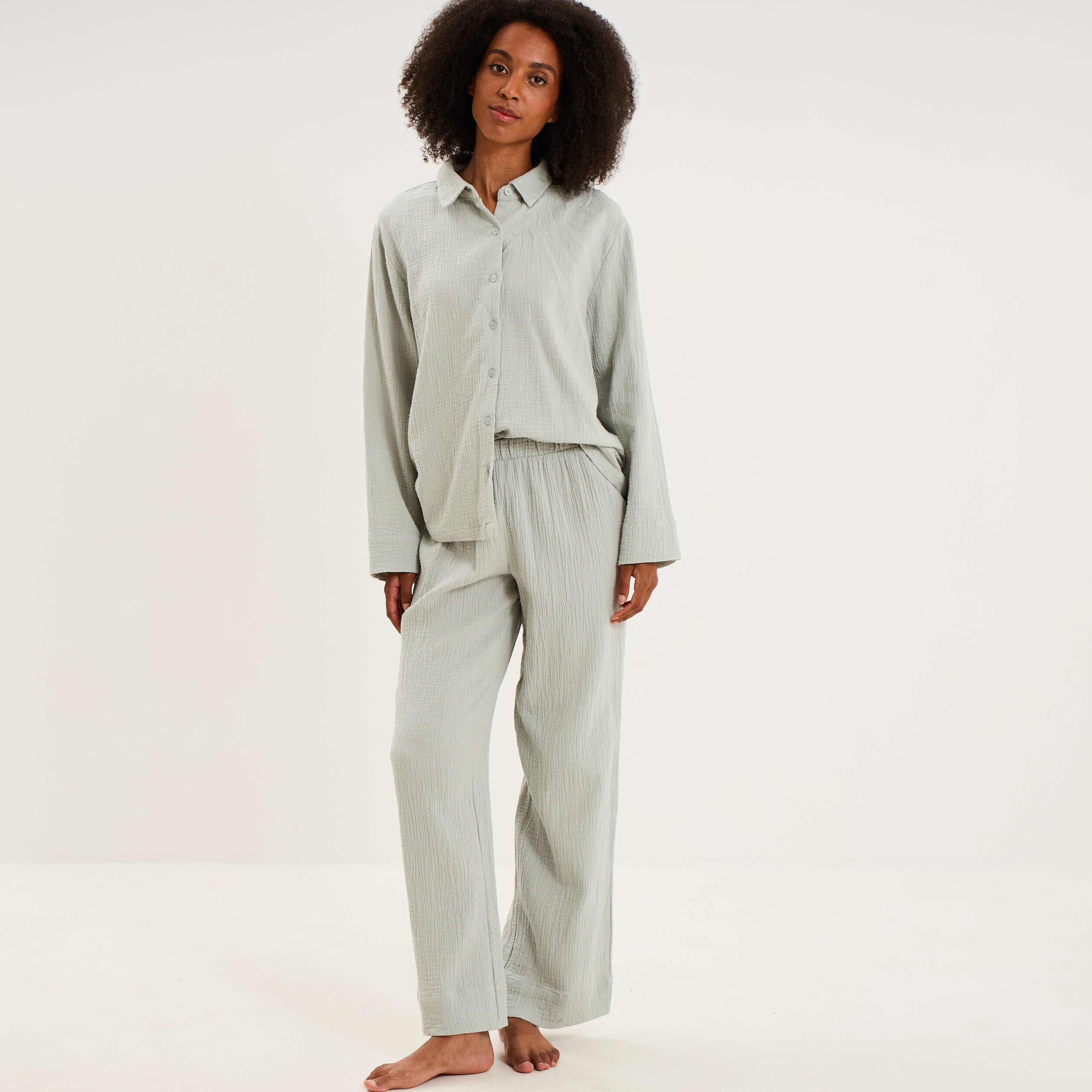 Ensemble pyjama chemise gaze de coton vert clair femme