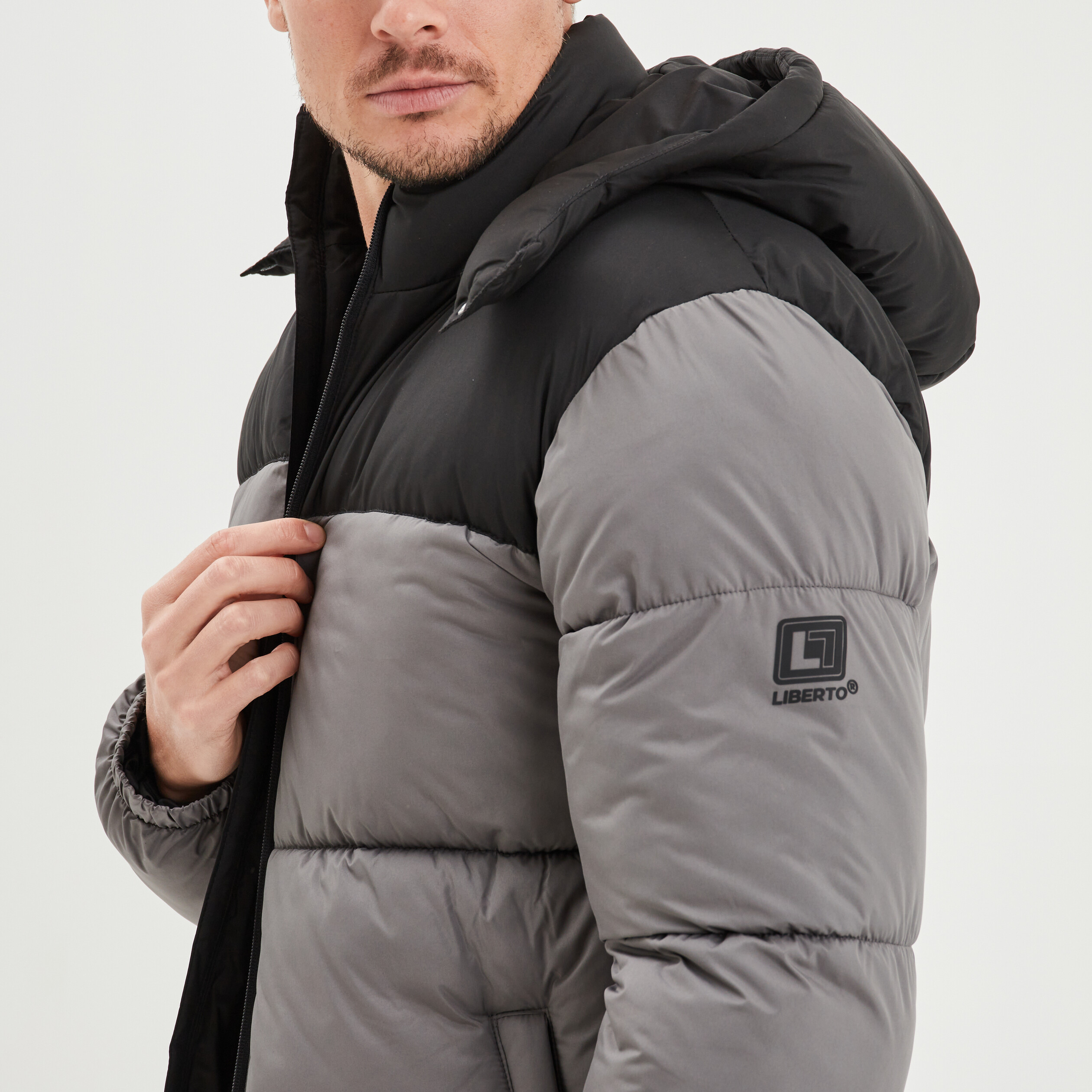 Doudoune zippée à capuche amovible gris homme