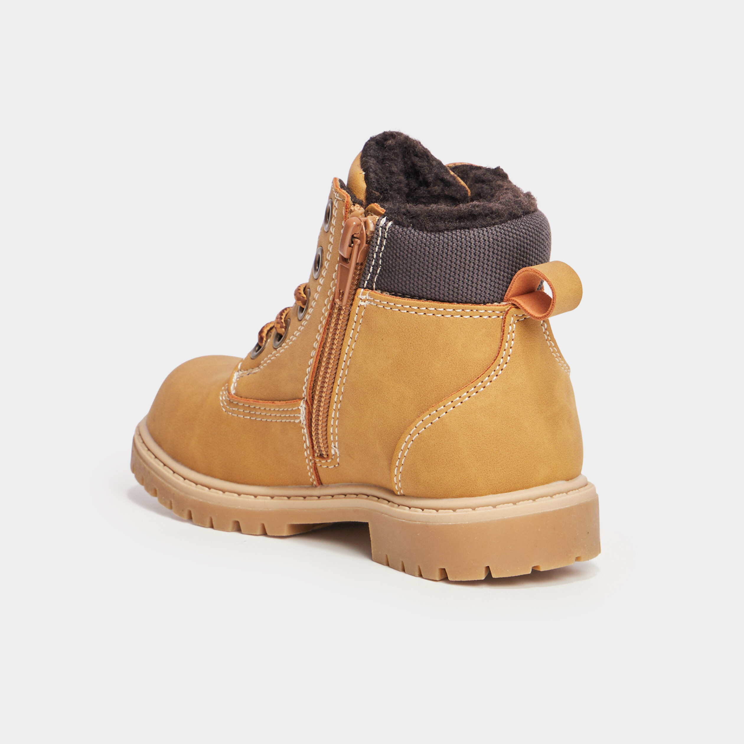 bottines zippees trappeur camel garcon Bottines zippées Trappeur camel garçon