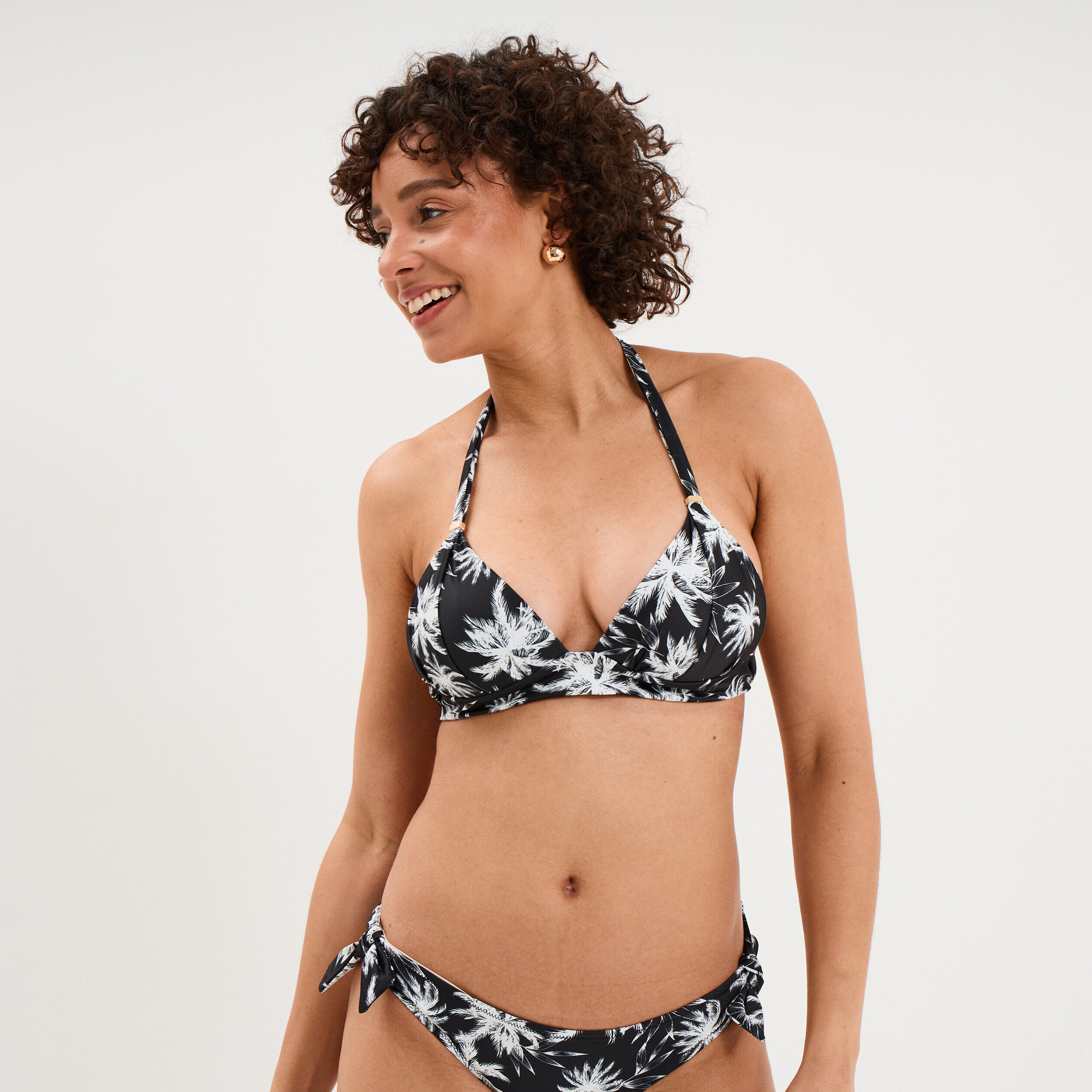 Haut de maillot de bain forme triangle ecru femme