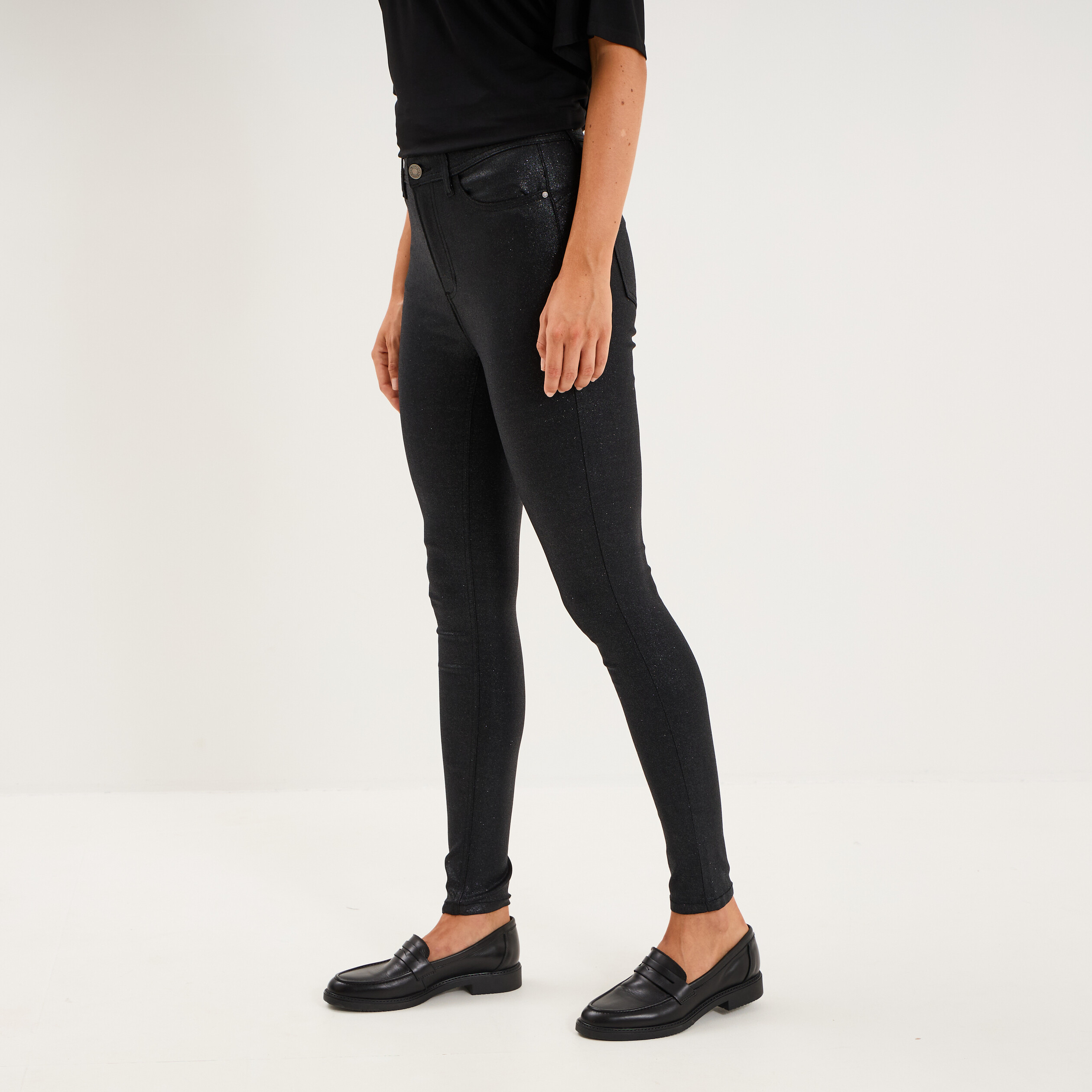 Pantalon slim enduit &agrave; taille haute noir femme