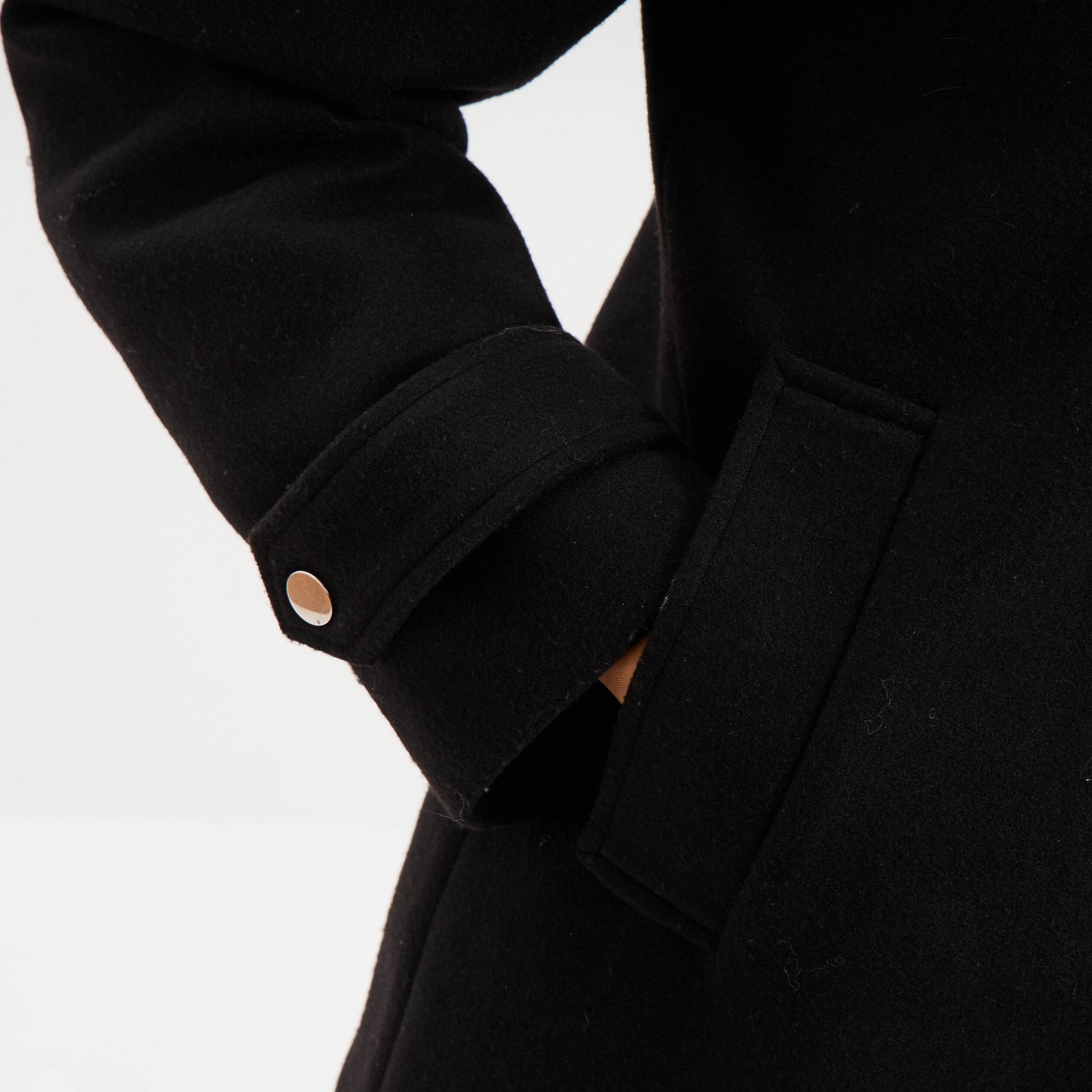 Manteau zipp&eacute; capuche fausse fourrure noir femme