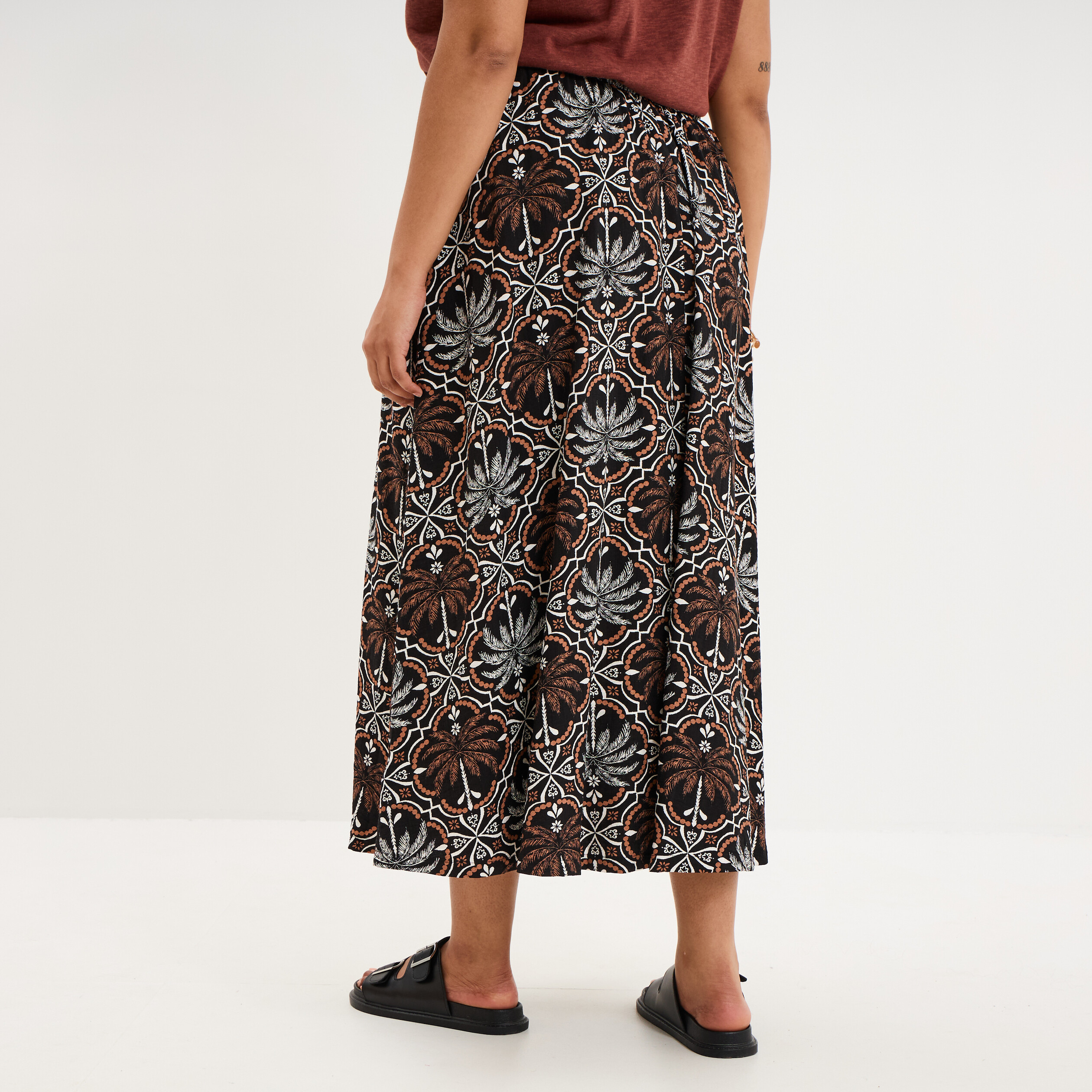 Jupe longue &eacute;vas&eacute;e noir femme grande taille