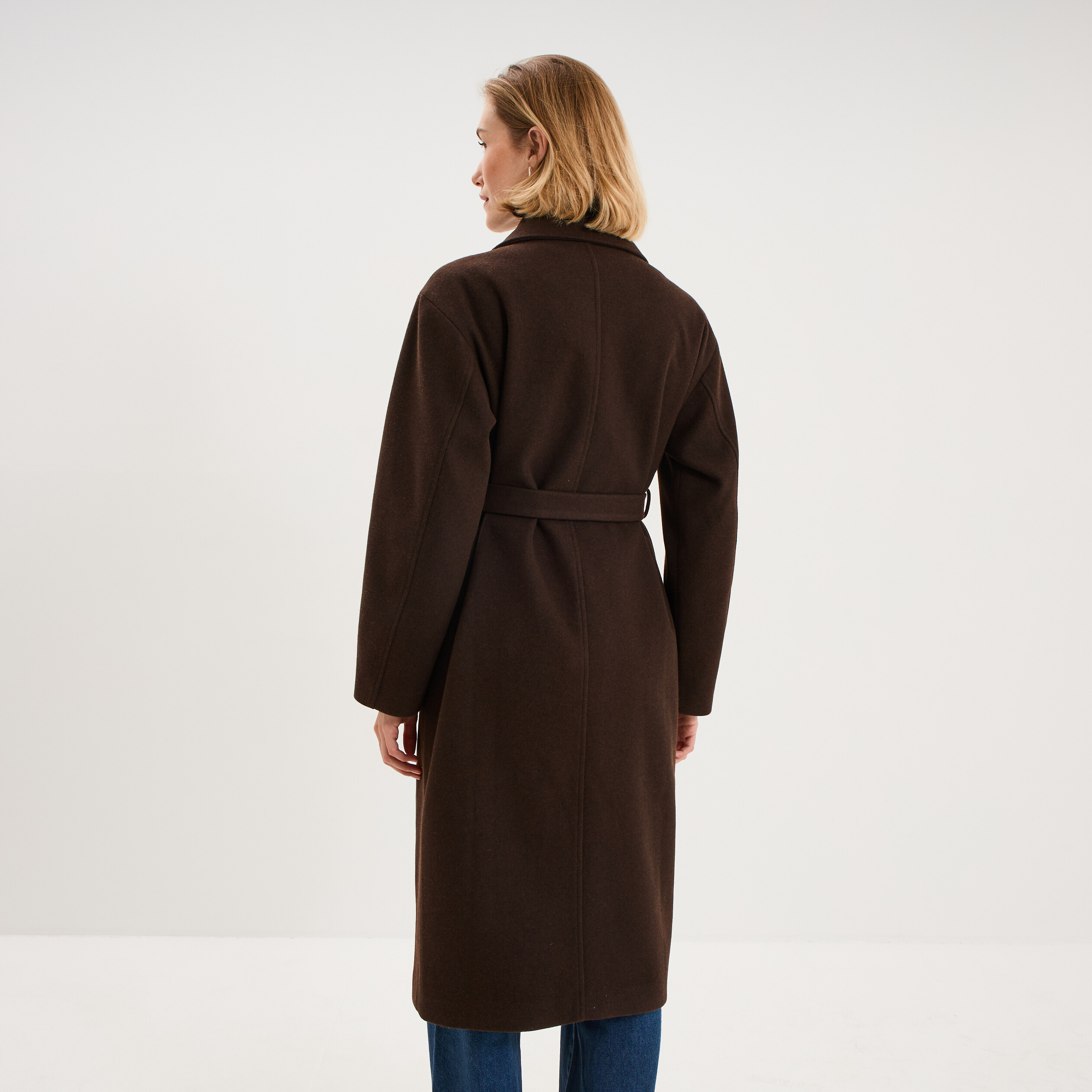 Manteau long oversize ceintur&eacute; marron fonc&eacute; femme