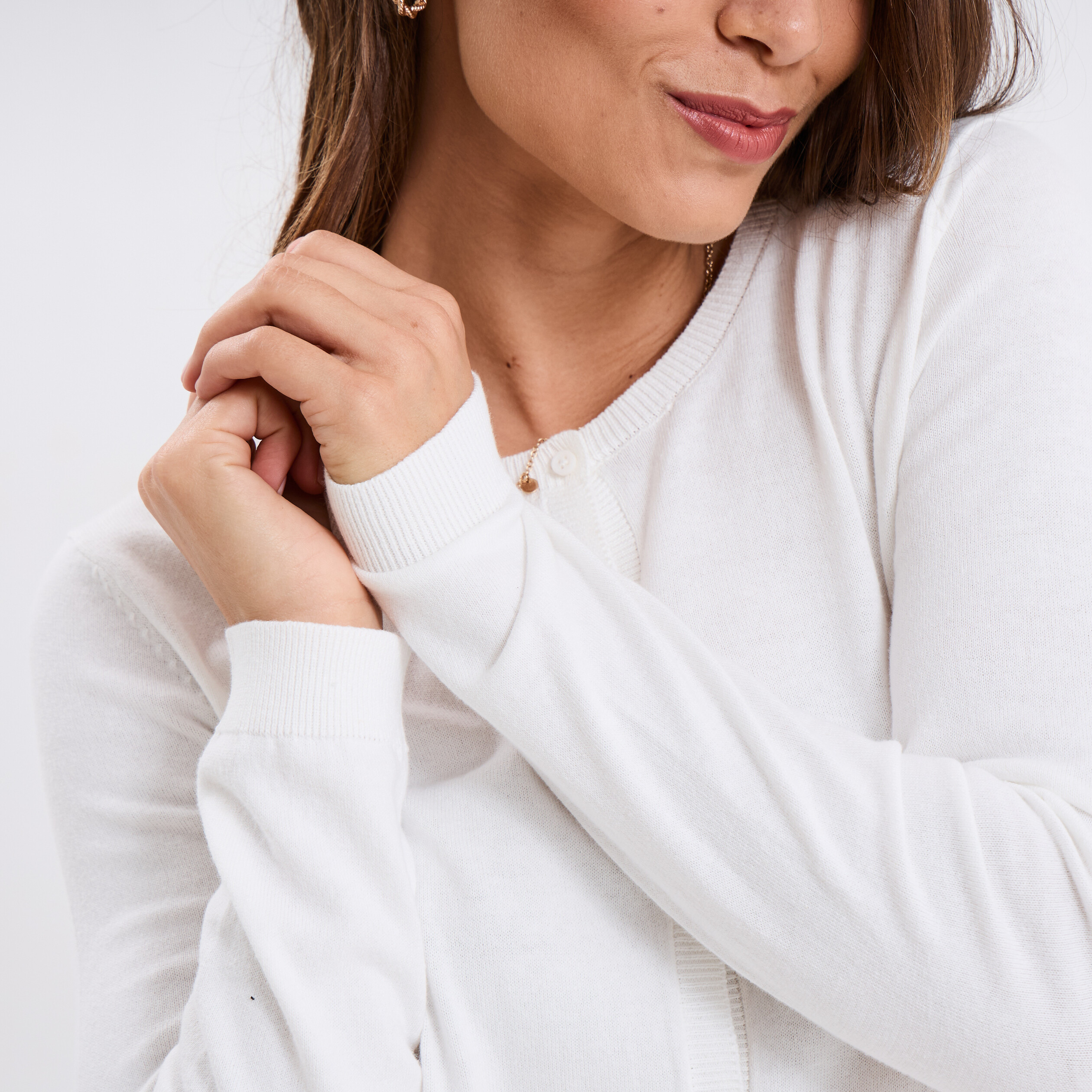 Gilet manches longues boutonné col rond ivoire femme