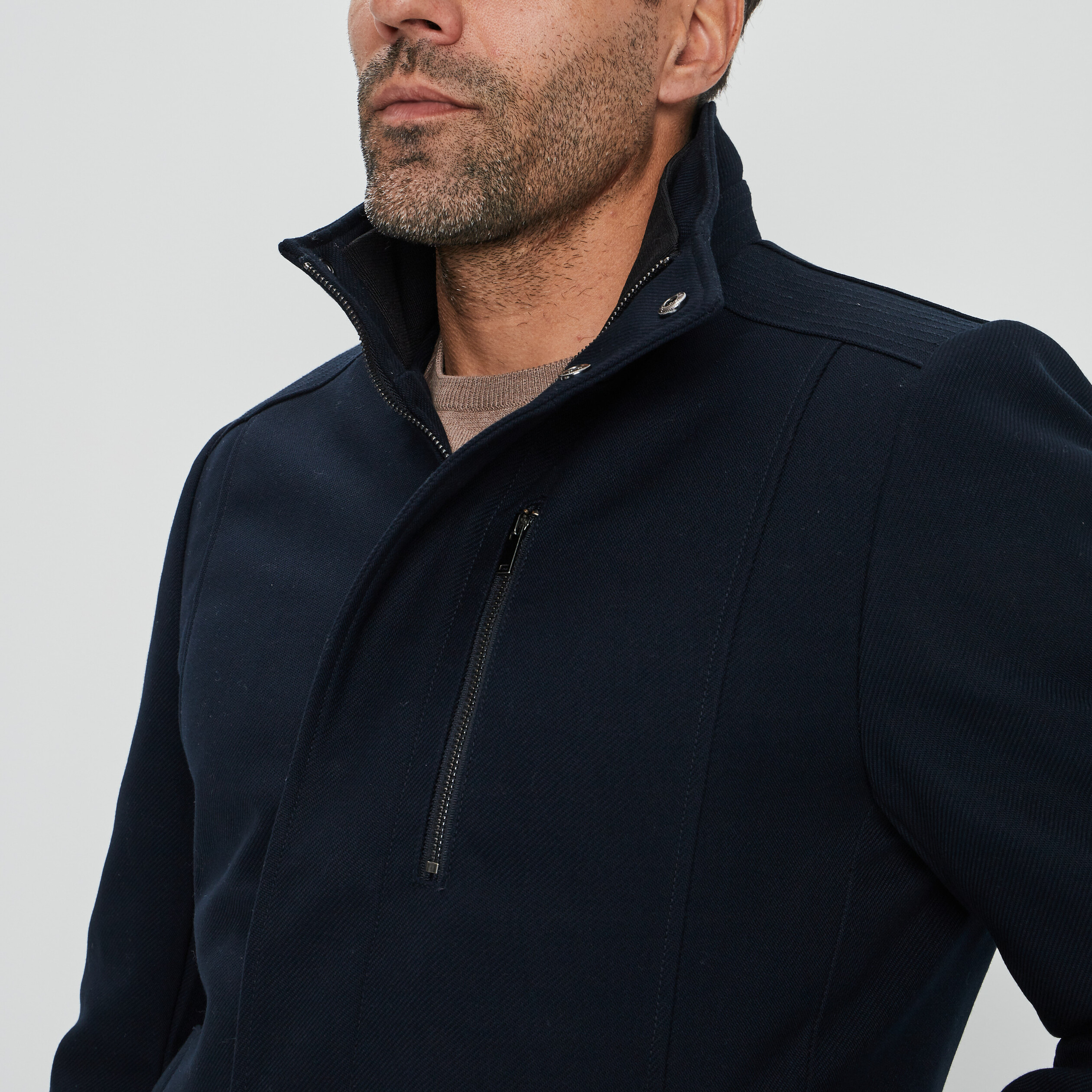 veste droite courte zippee col montant bleu marine homme Veste droite courte zippée col montant bleu marine homme
