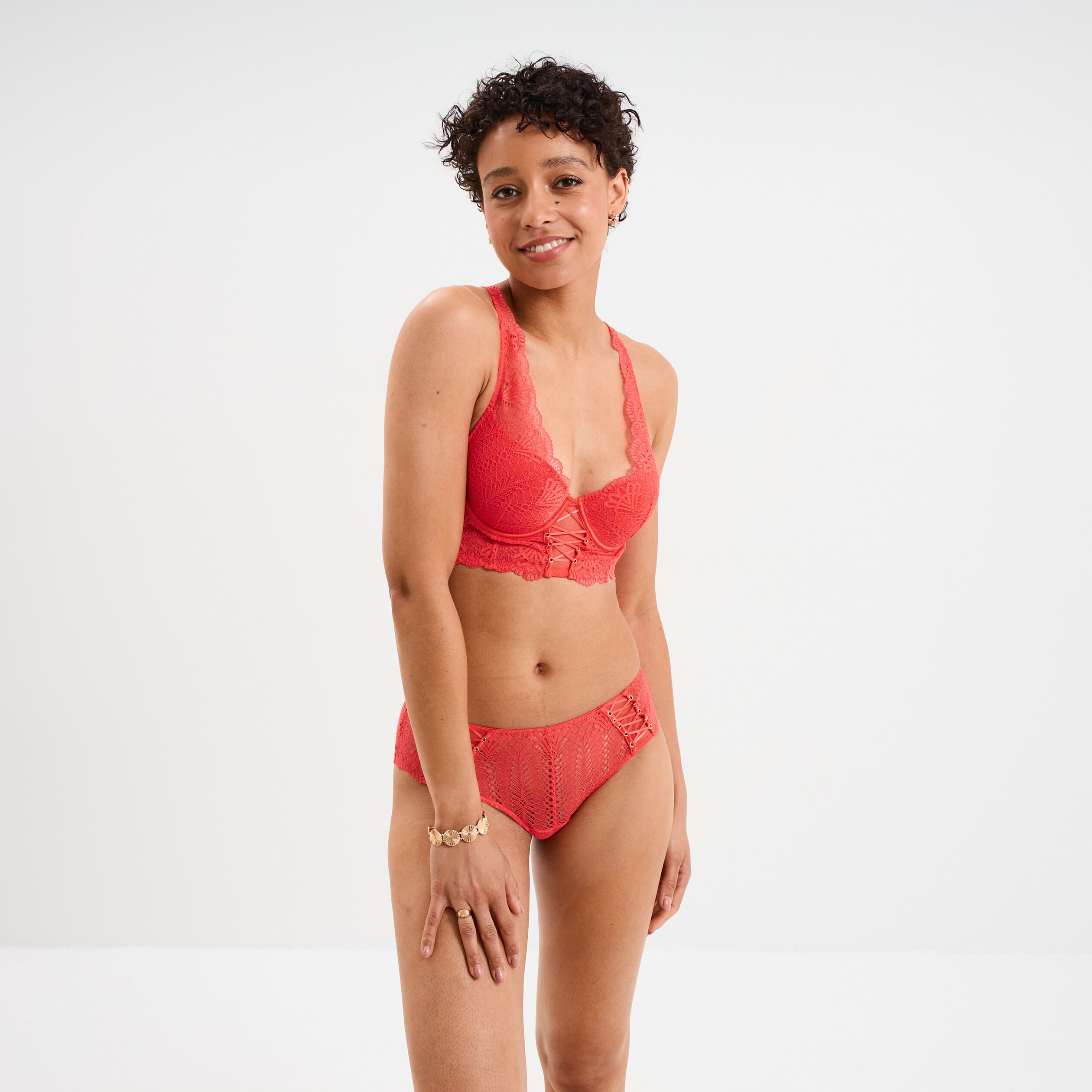 Soutien-gorge bustier padd&eacute; dentelle rouge femme