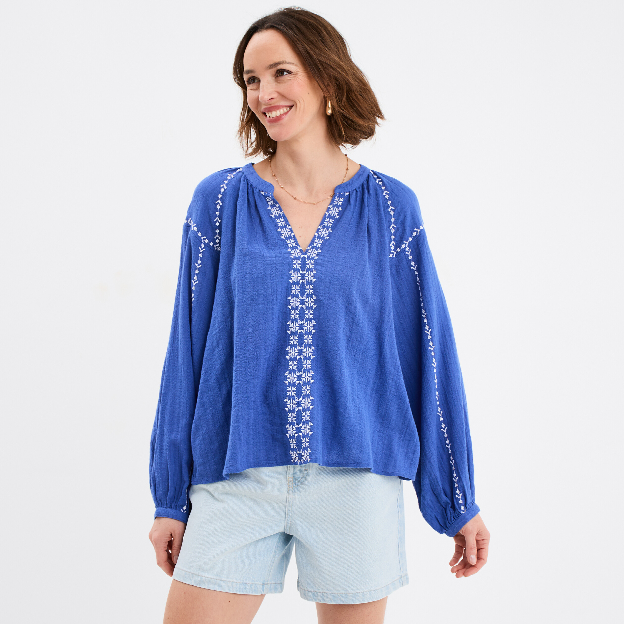 blouse brodee manches longues coton bleu roi femme Blouse brodée manches longues coton bleu roi femme