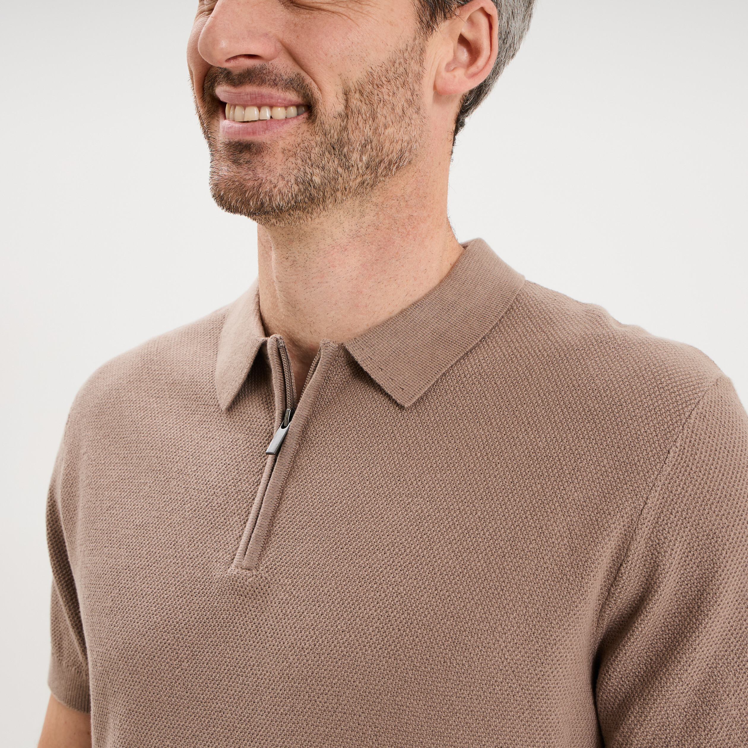 Polo col zipp&eacute; manches courtes coton marron homme