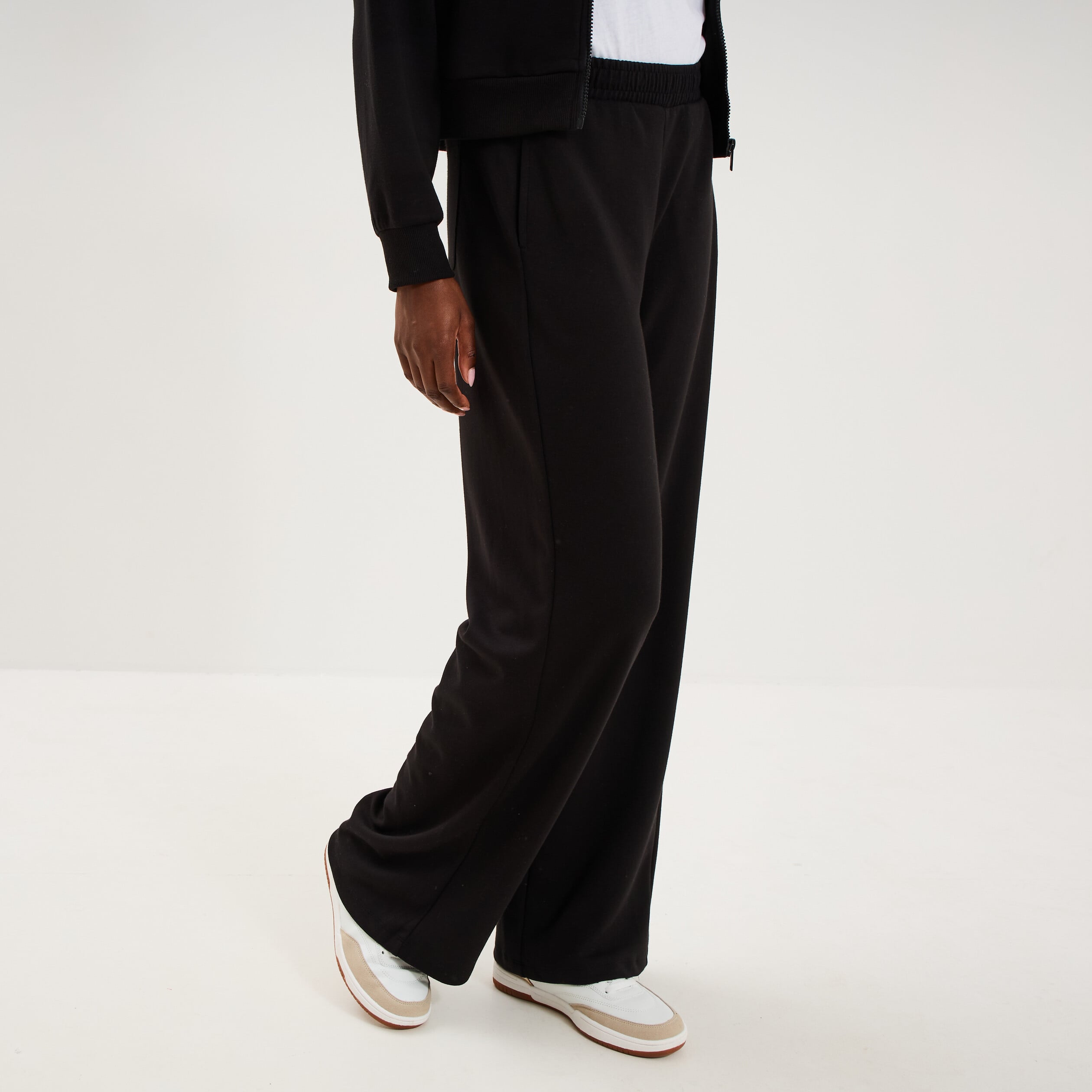 Pantalon de jogging large molletonn&eacute; noir femme