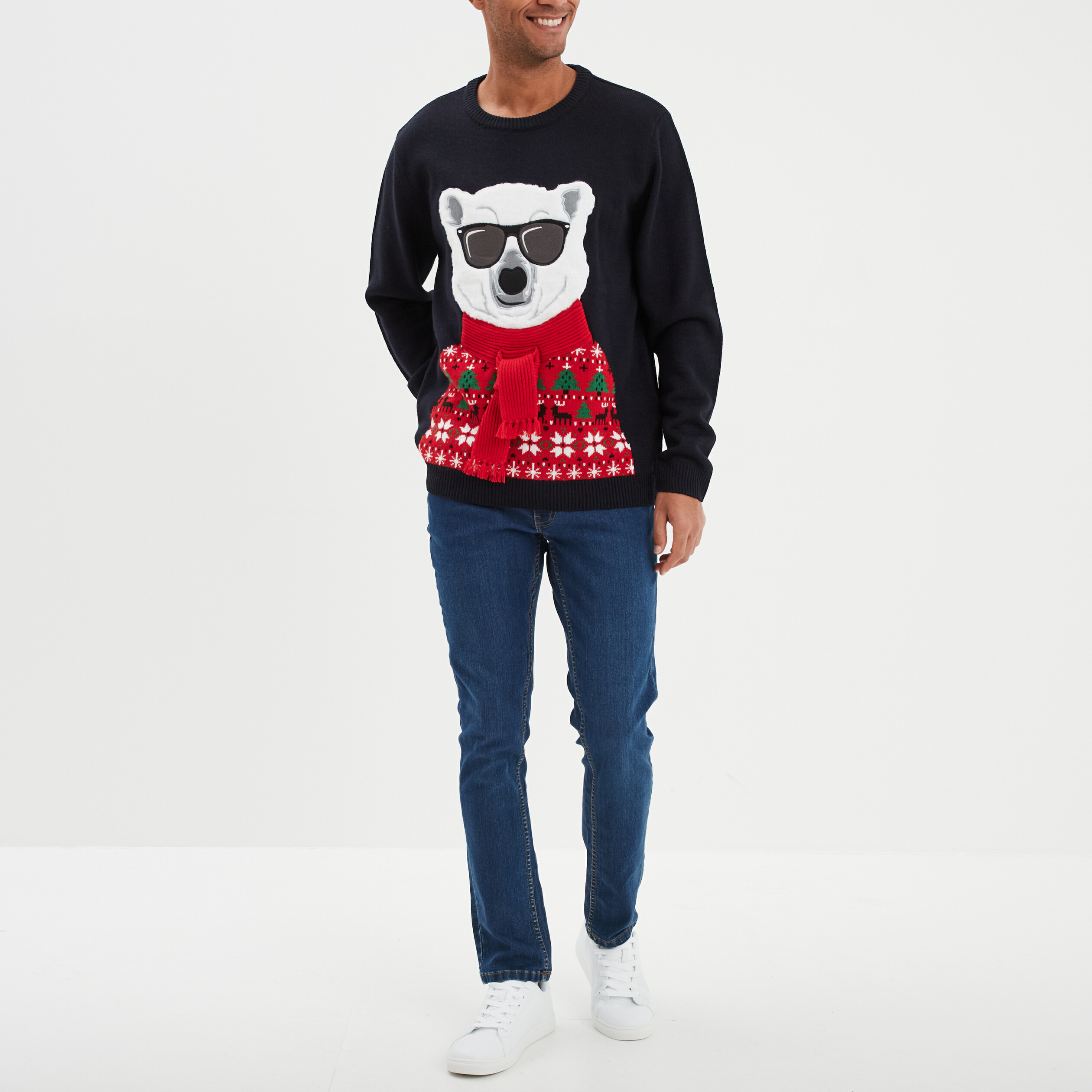 Pull No&euml;l manches longues col rond bleu fonc&eacute; homme