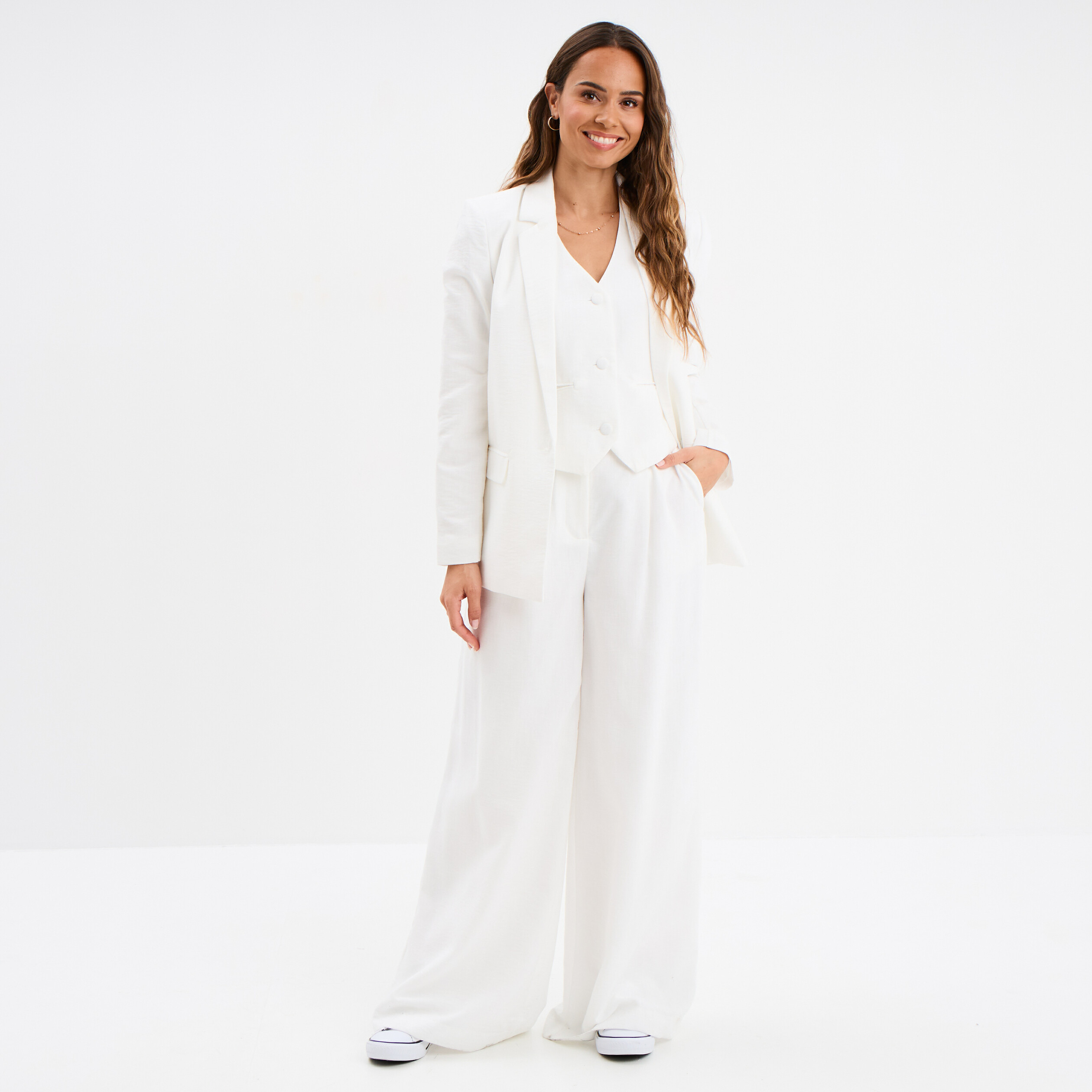 pantalon large avec pinces blanc femme Pantalon large avec pinces blanc femme