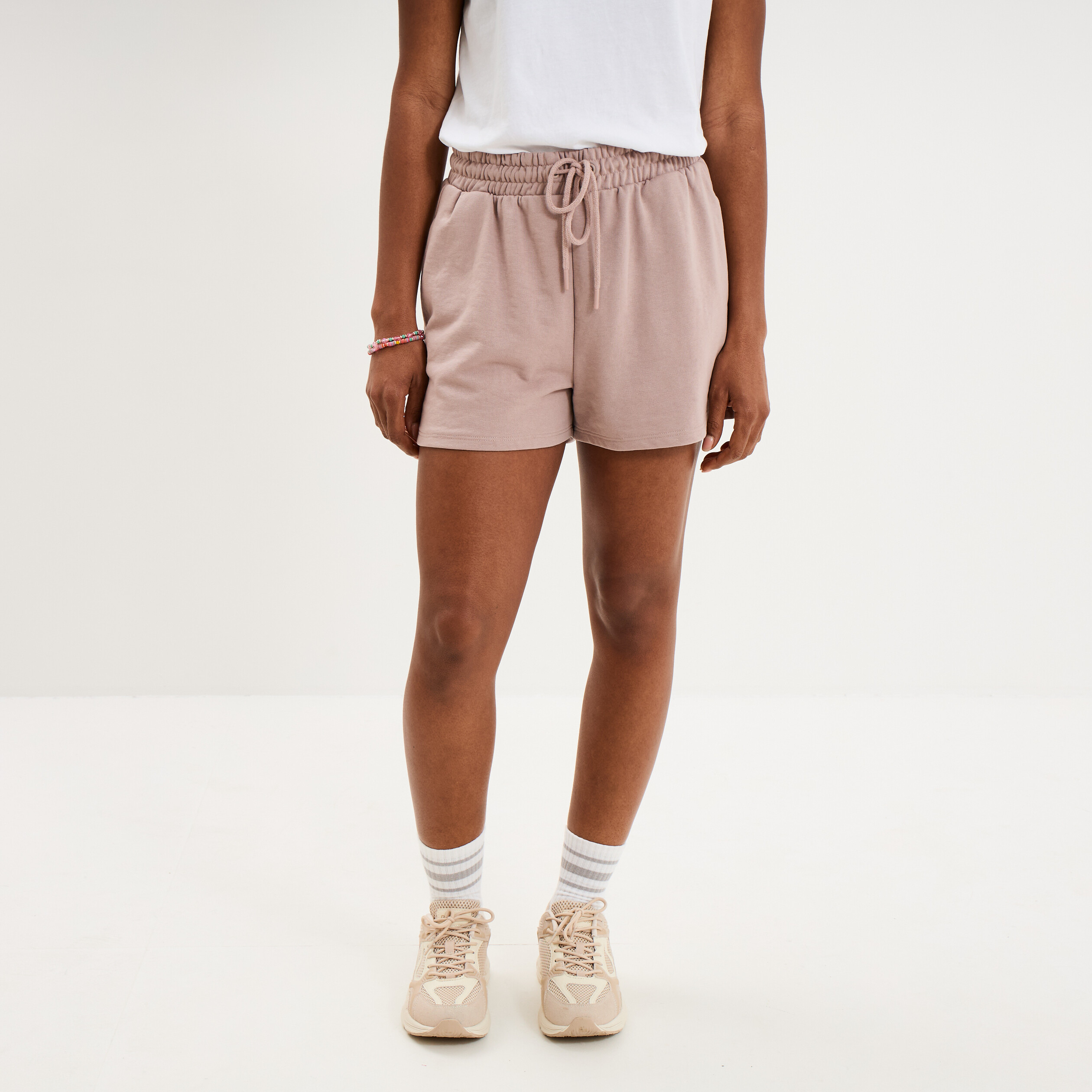 Short de jogging molletonn&eacute; ajust&eacute; marron clair femme