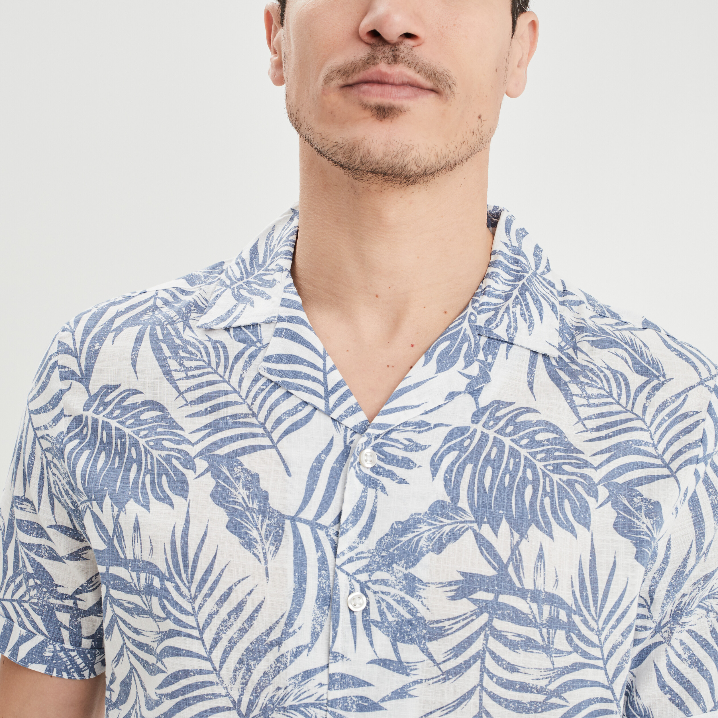 Chemise en coton manches courtes bleu homme