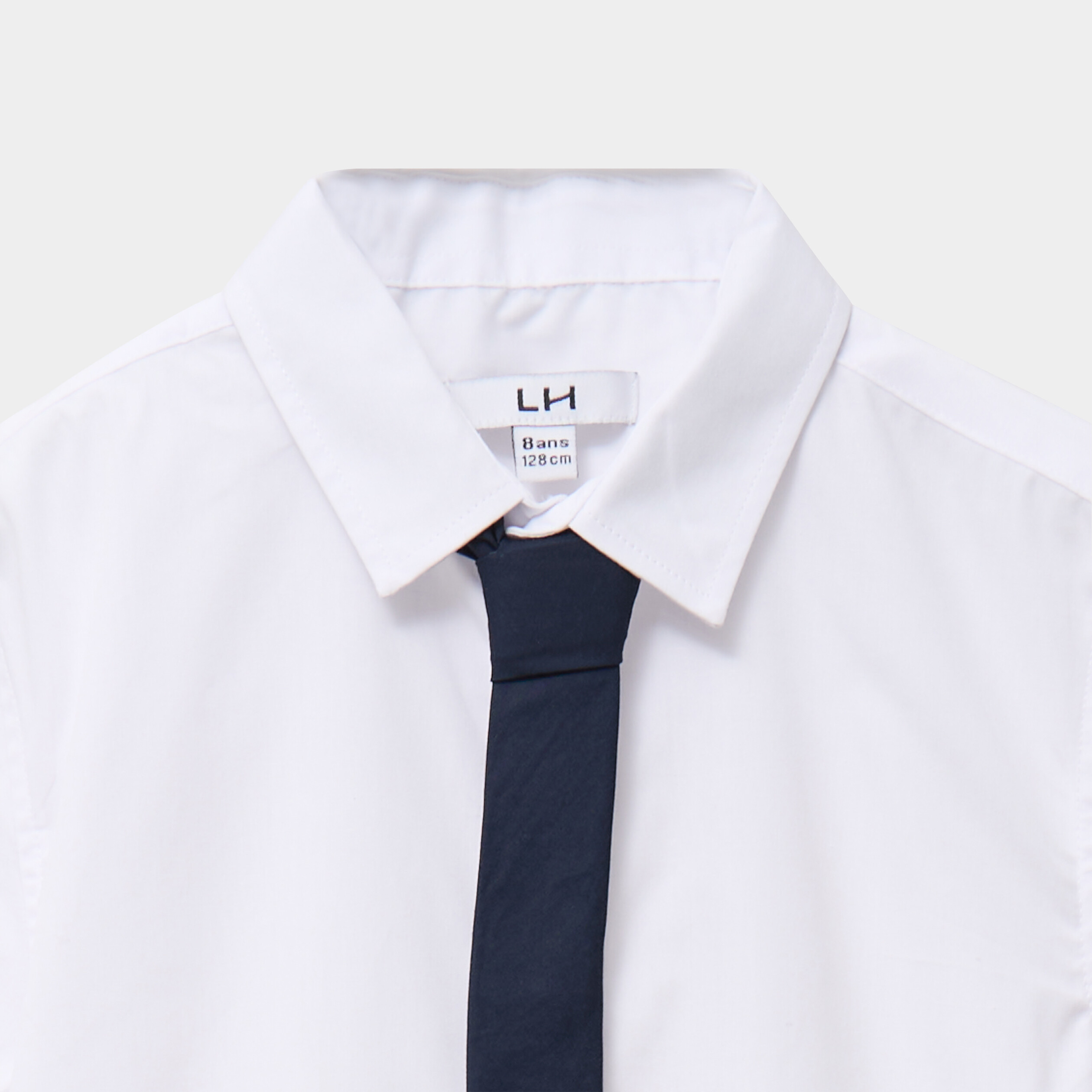 Chemise manches courtes avec cravate blanc gar&ccedil;on
