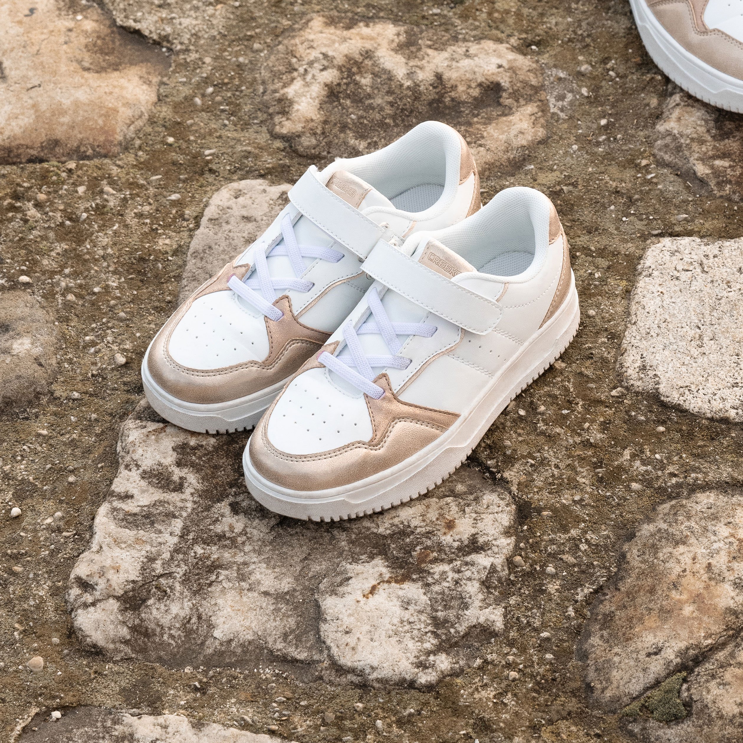 tennis basses a scratchs creeks blanc fille Tennis basses à scratchs Creeks blanc fille