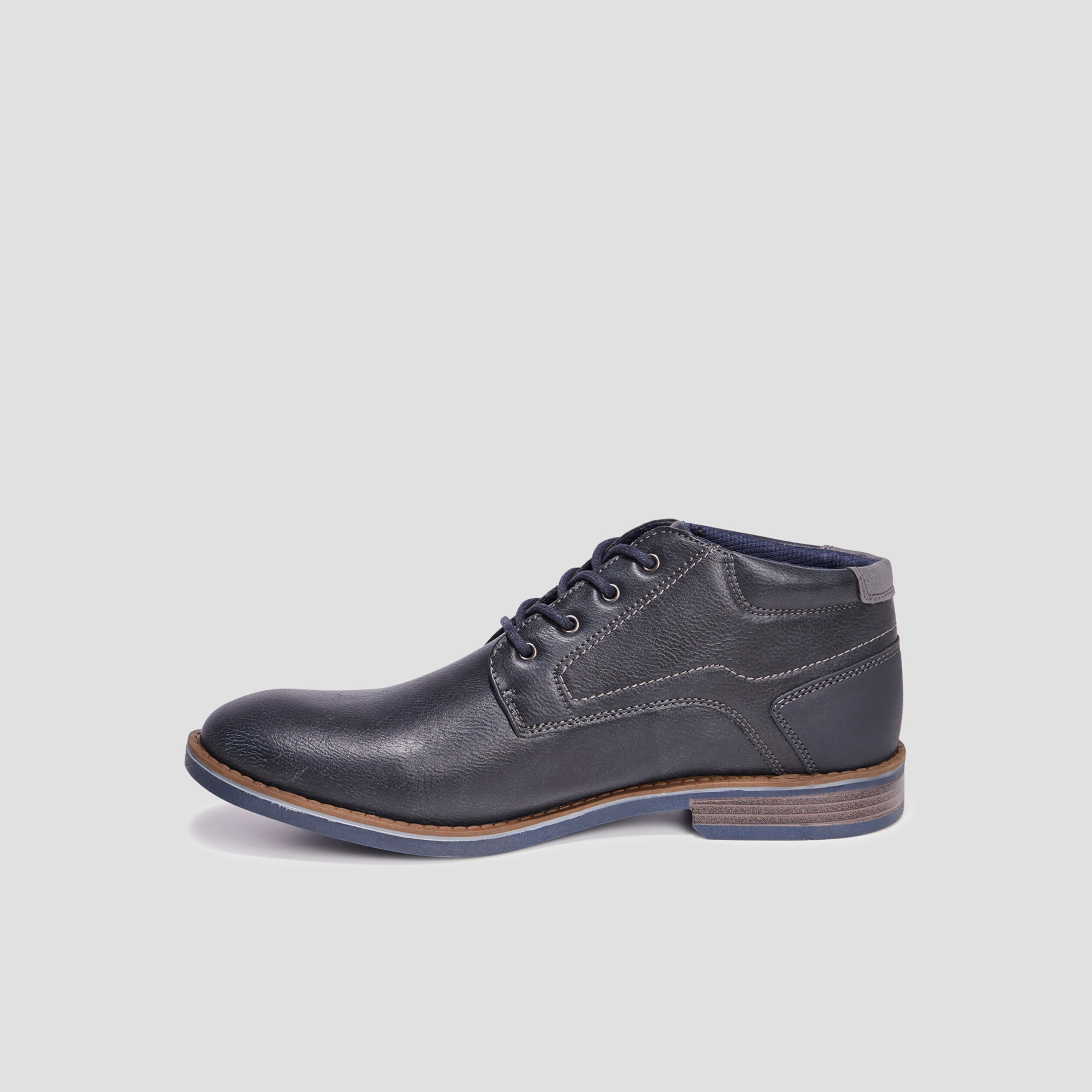 Bottines &agrave; lacets noir homme