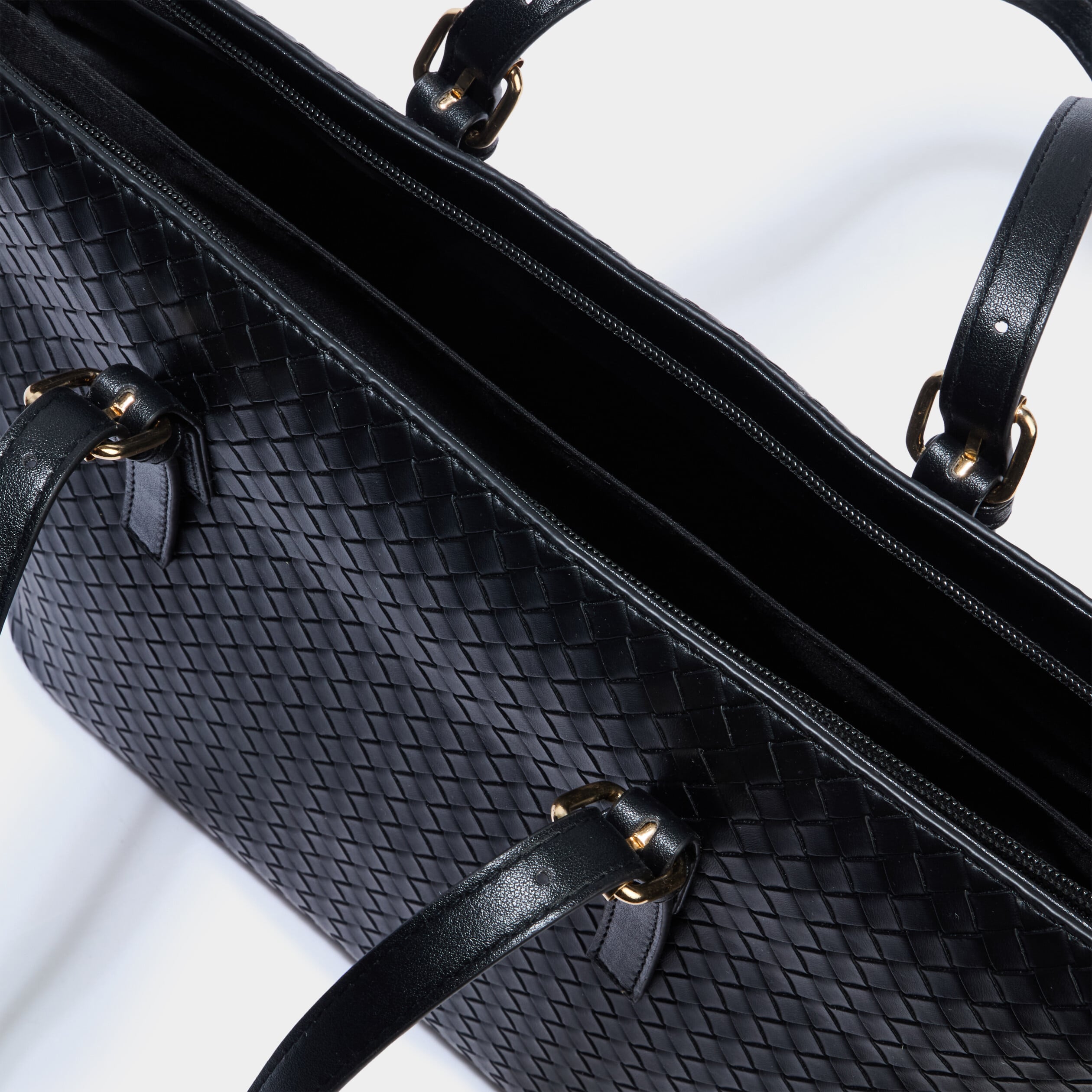 Sac cabas effet tress&eacute; noir femme
