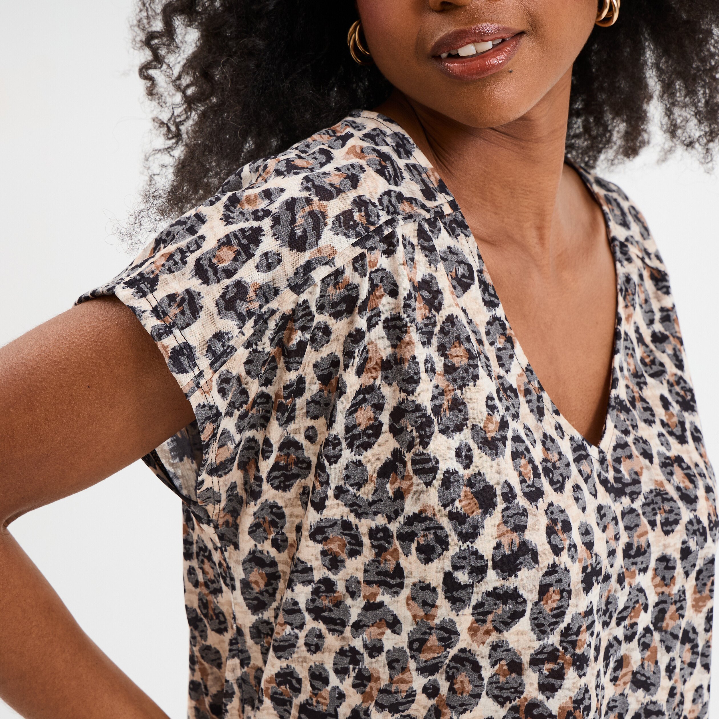 t shirt col en v manches courtes beige femme T-shirt col en V manches courtes beige femme