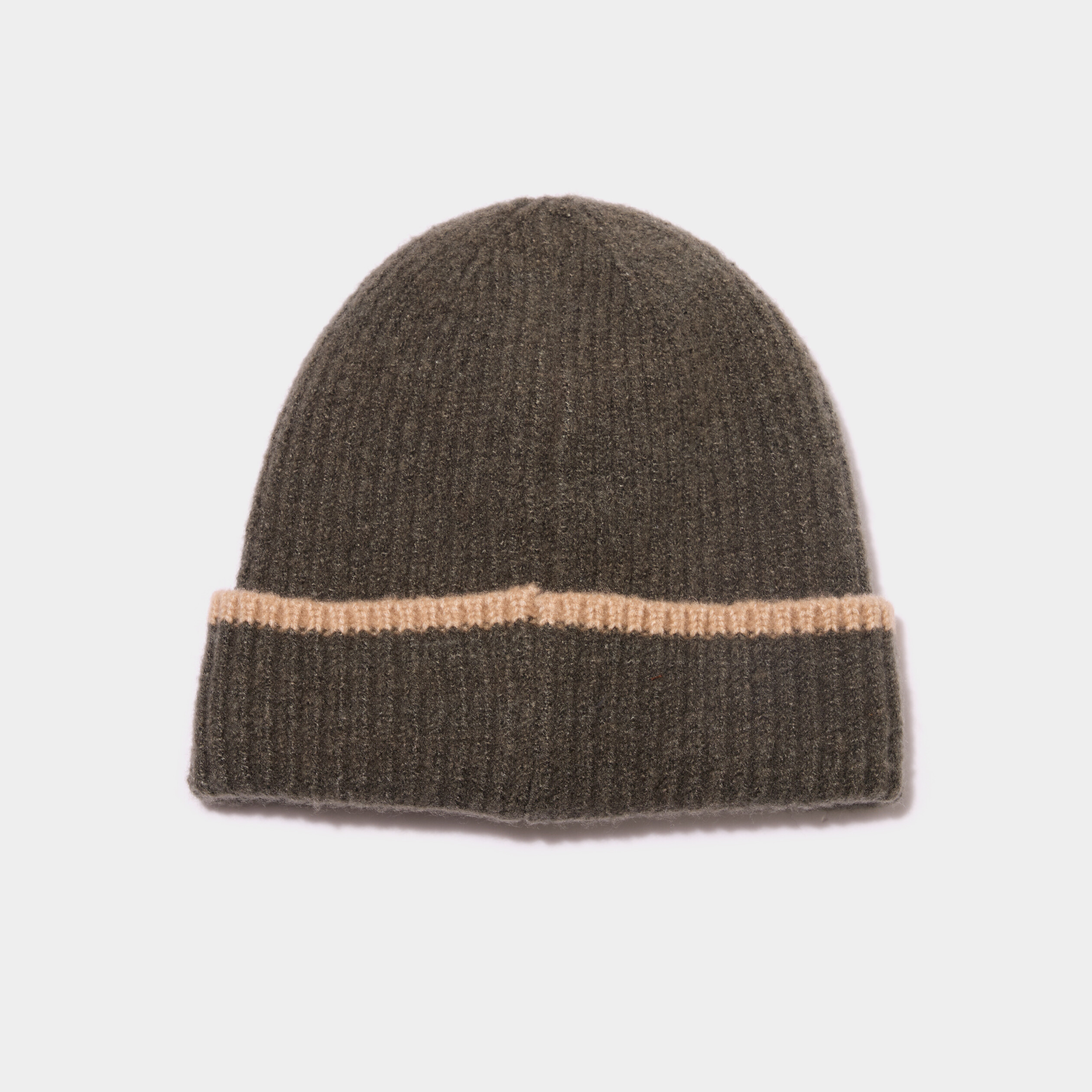 Bonnet en maille effet tricot vert kaki gar&ccedil;on