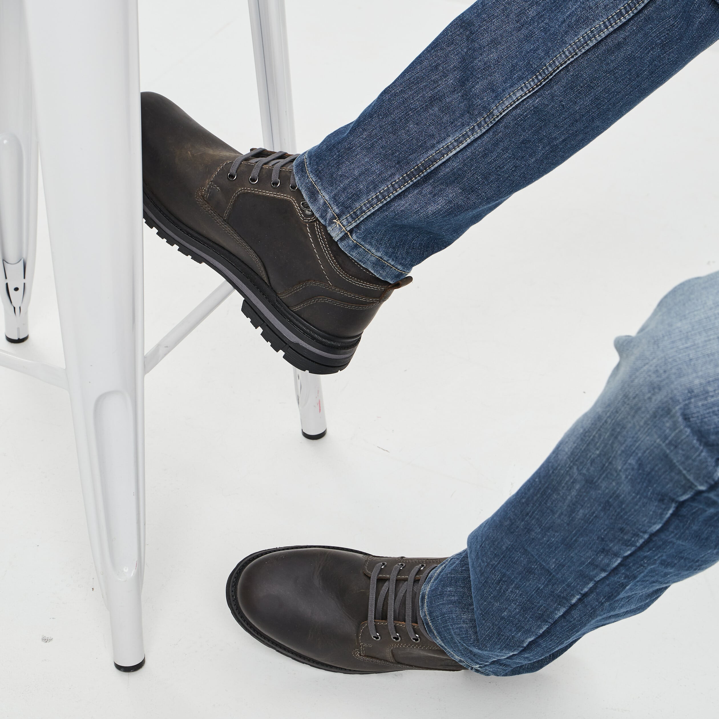 BOTTINES SPIRAL À LACETS – CUIR GRIS – TAILLE 41 – TRÈS BON ÉTAT (TRACES LÉGÈRES)