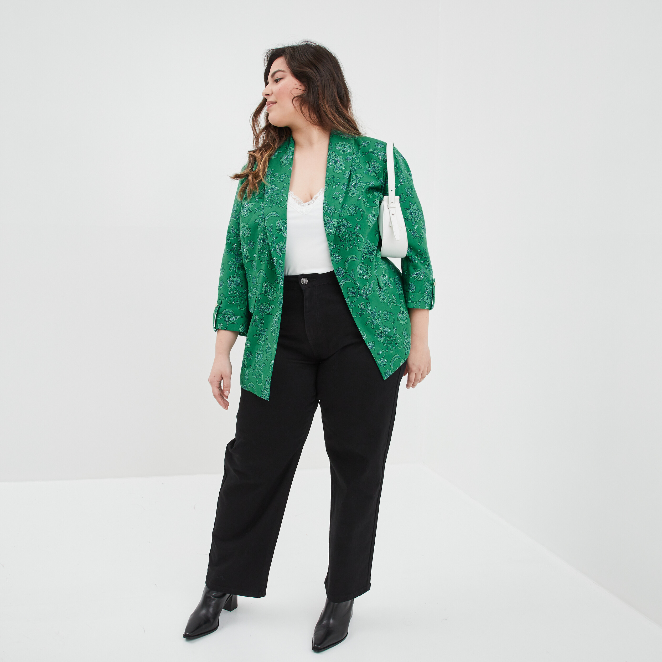 veste droite manches 34 a revers vert femmegt Veste droite manches 3/4 à revers vert femme grande taille