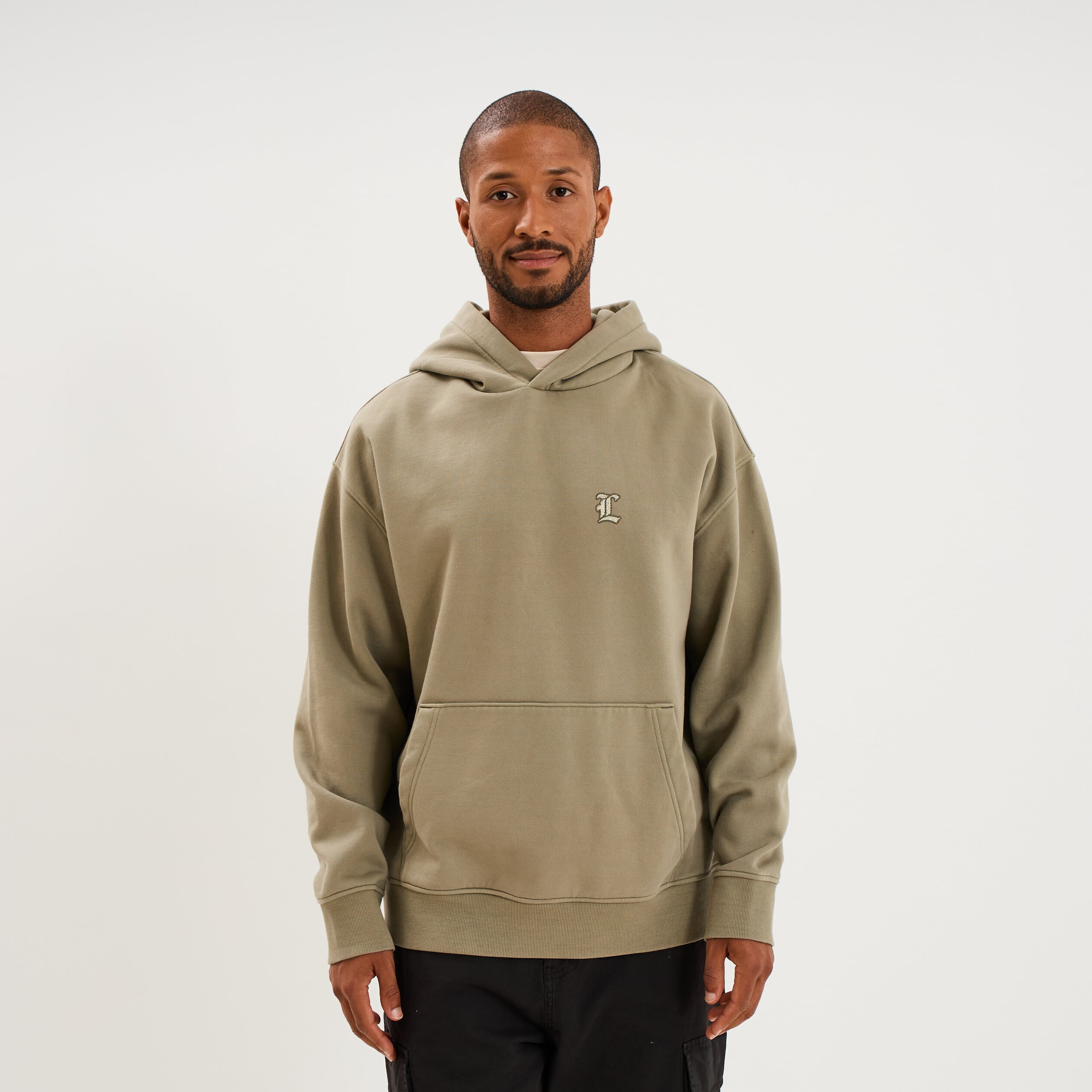 Sweat hoodie 1 poche &agrave; capuche vert kaki homme