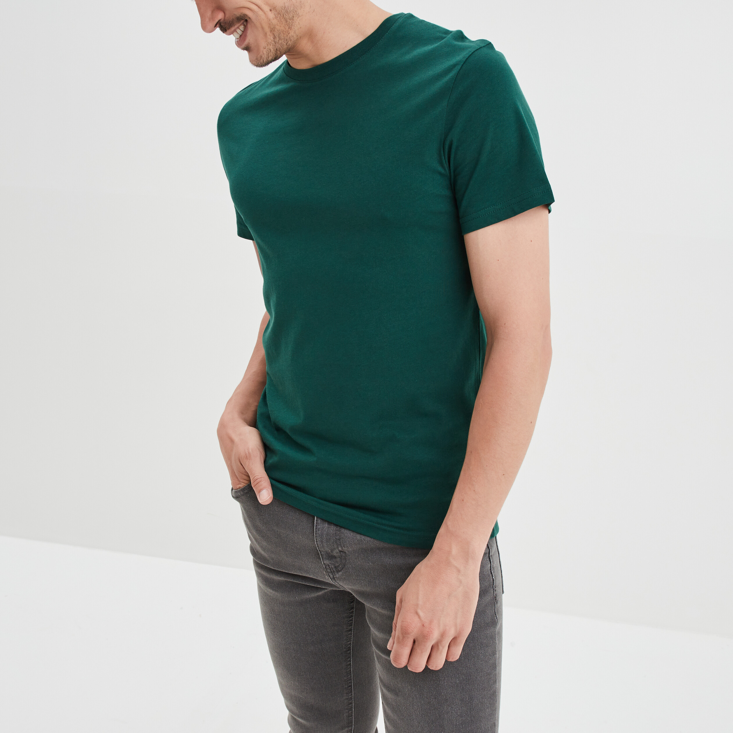 T-shirt droit en coton manches courtes vert fonc&eacute; homme