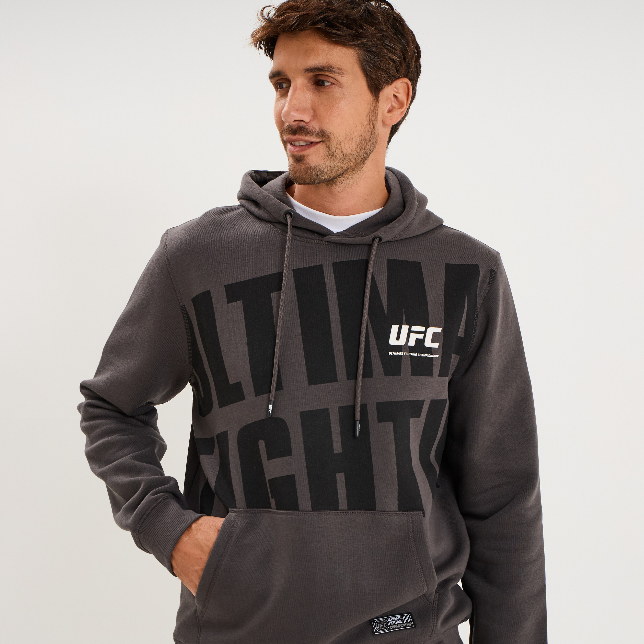 Sweat hoodie 1 poche &agrave; capuche UFC noir homme