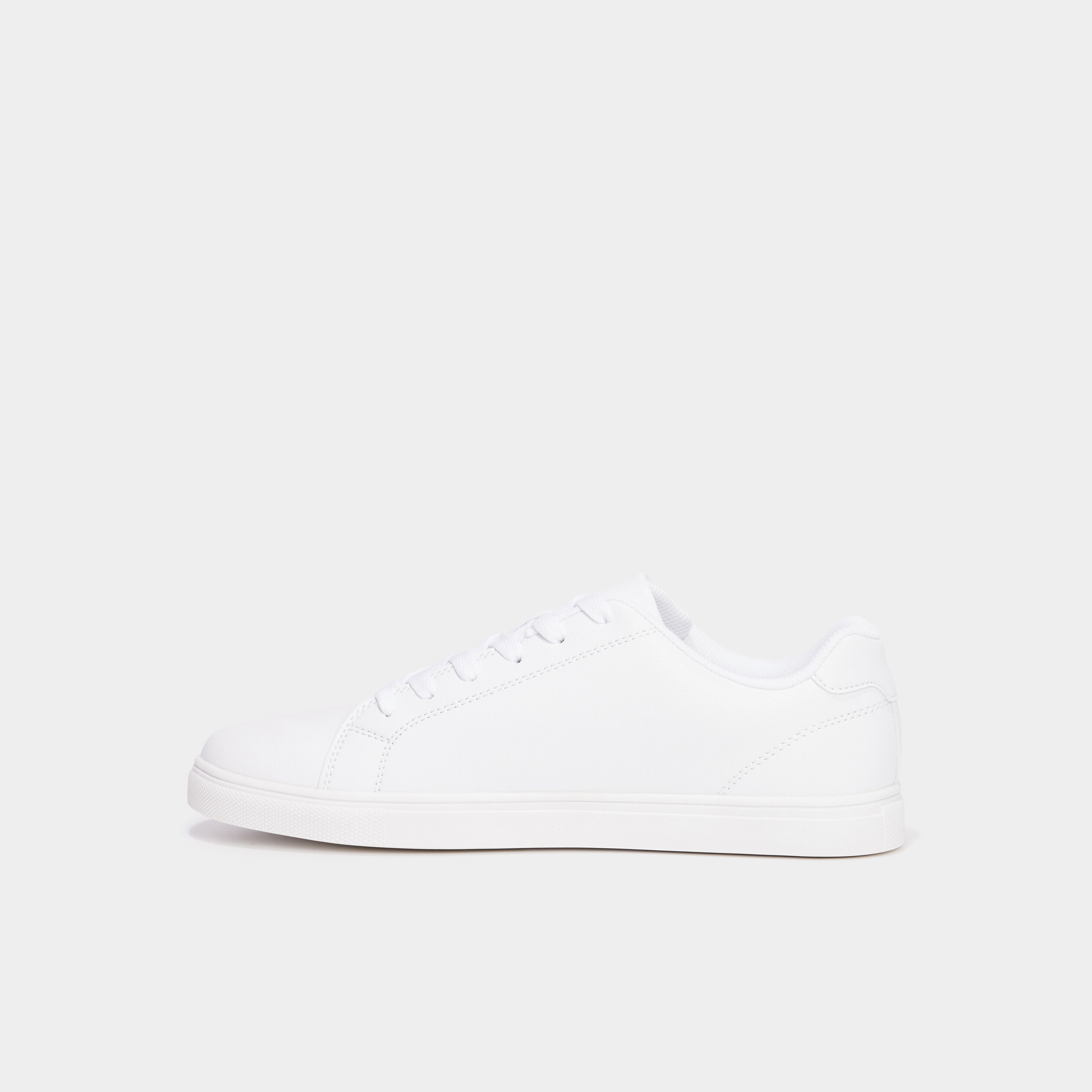 Baskets plates blanc homme