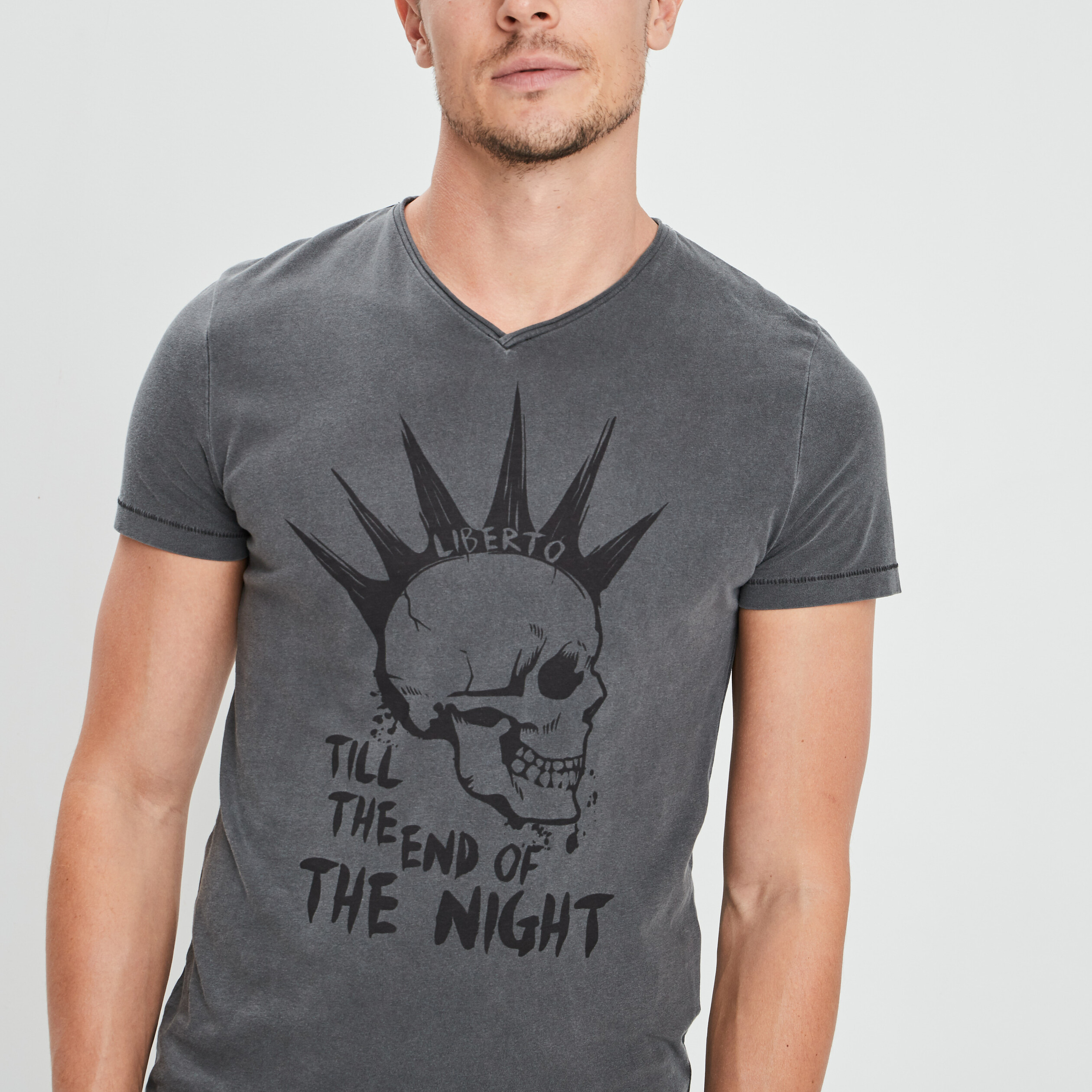 T-shirt ajusté manches courtes gris foncé homme