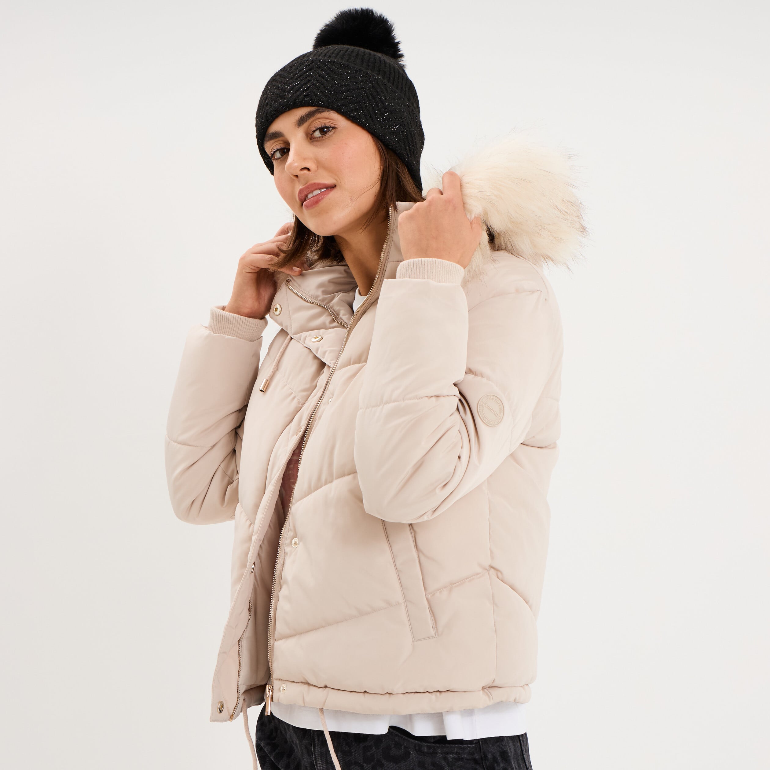 Doudoune doubl&eacute;e capuche fausse fourrure beige femme