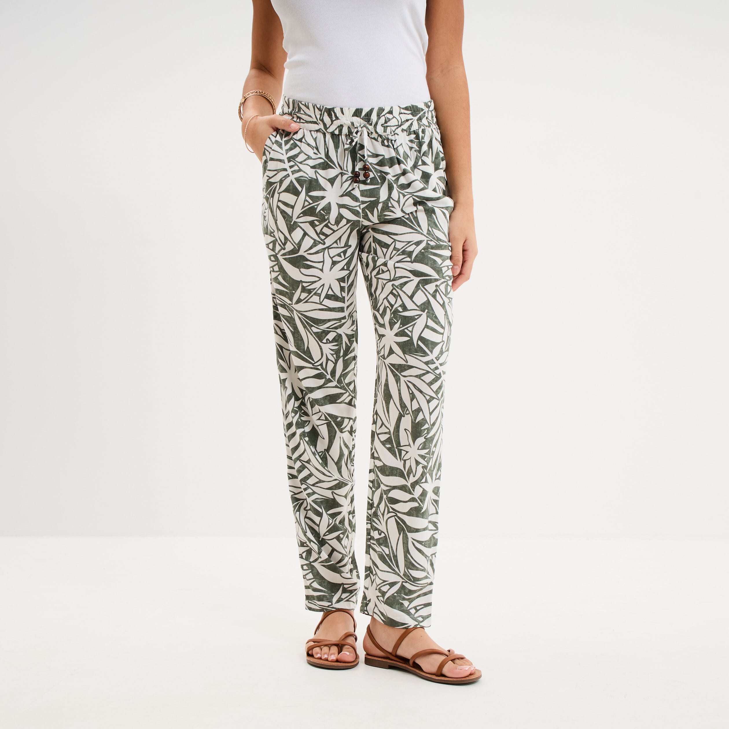 Pantalon cigarette fluide &agrave; ceinture vert kaki femme