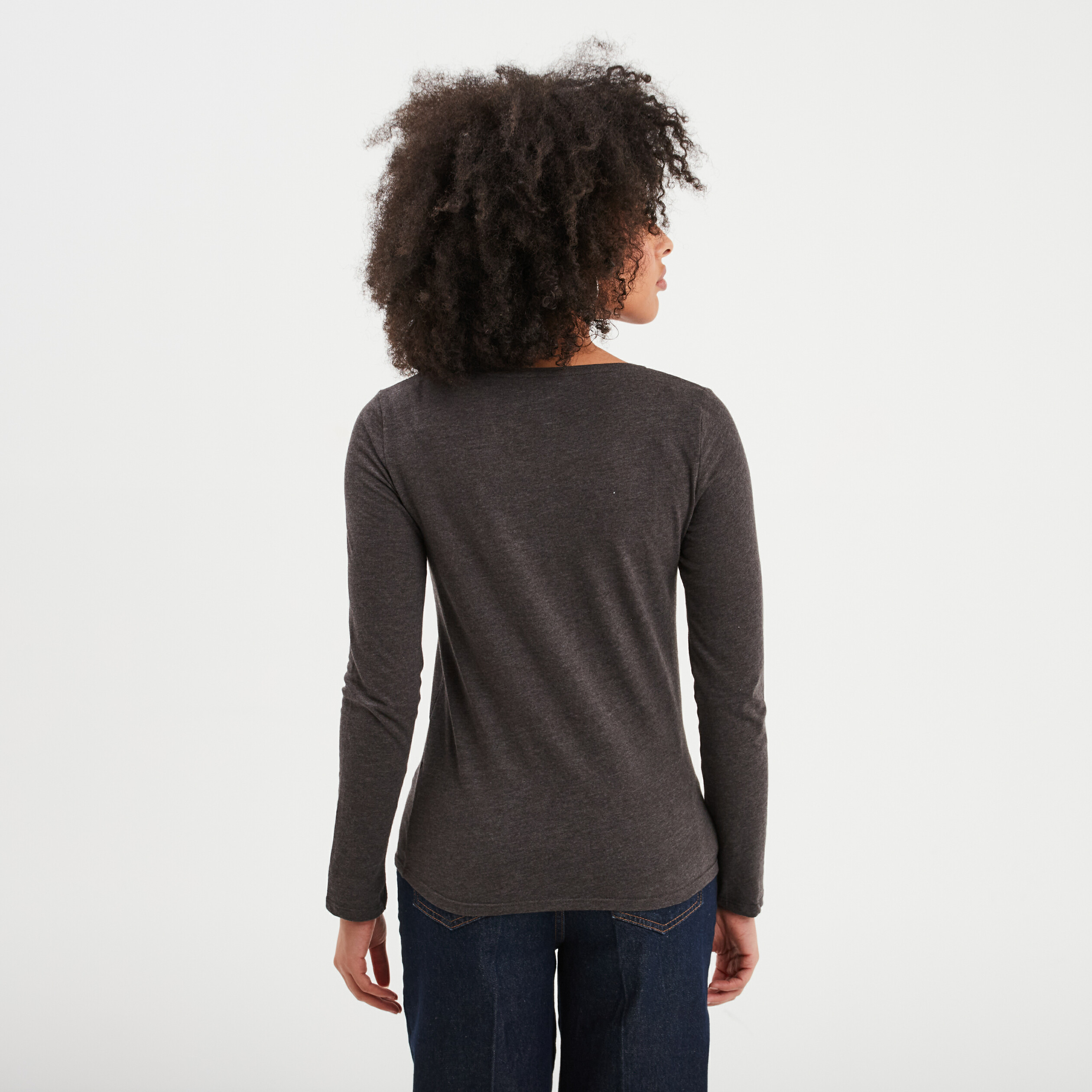 t shirt a manches longues gris fonce femme T-shirt à manches longues gris foncé femme