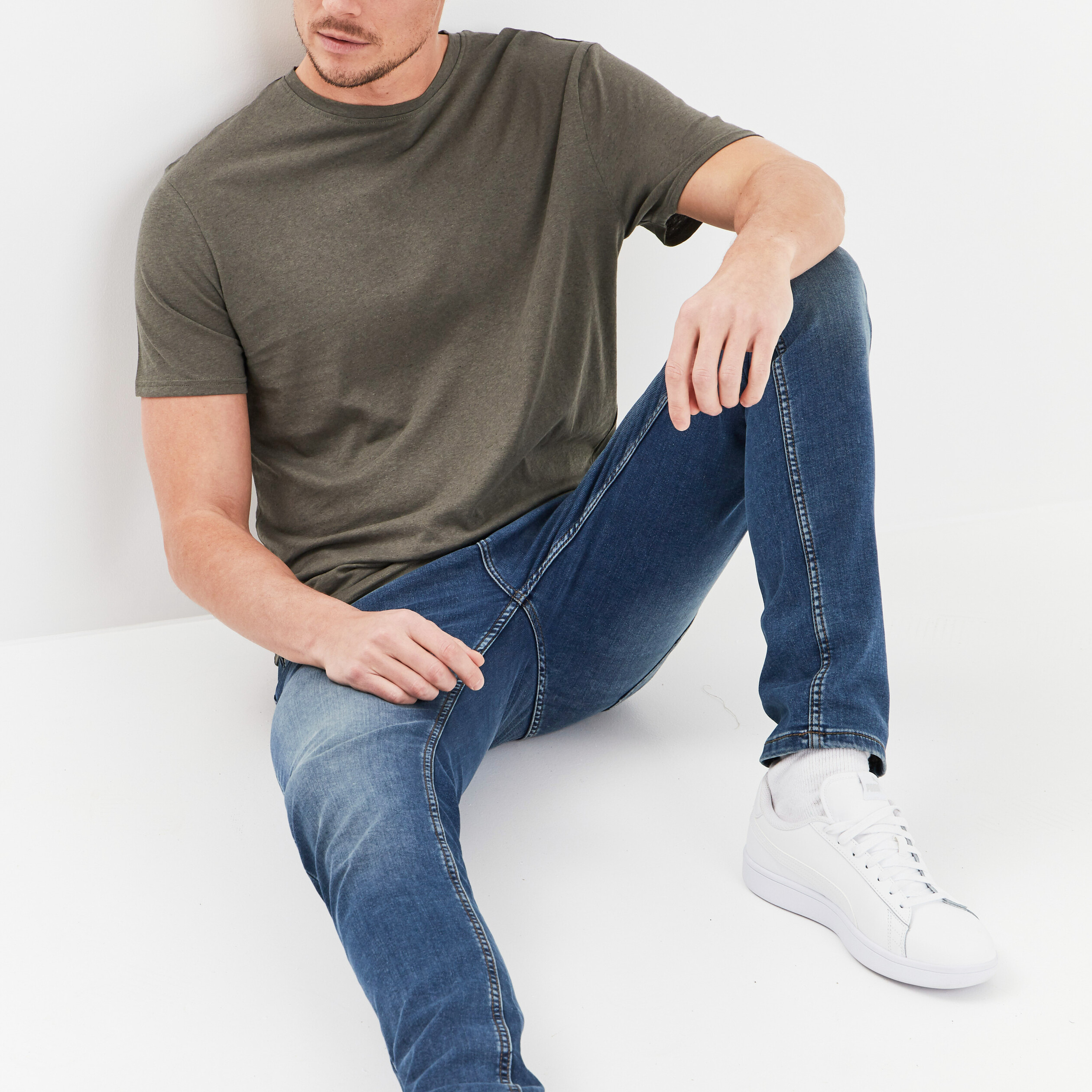 t shirt manches courtes en melange lin vert kaki homme T-shirt manches courtes en mélange lin vert kaki homme