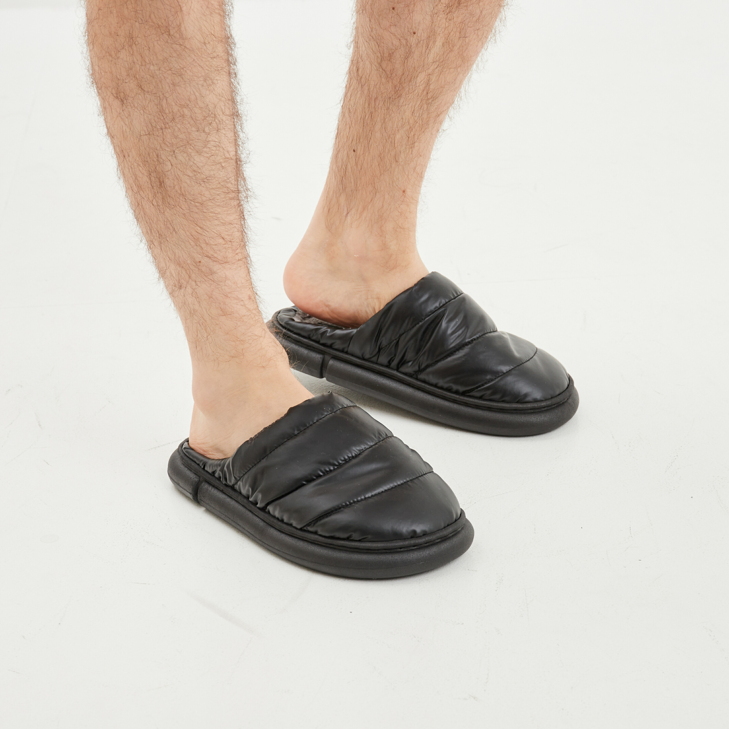 chaussons mules matelasses fourres noir homme Chaussons mules matelassés fourrés noir homme